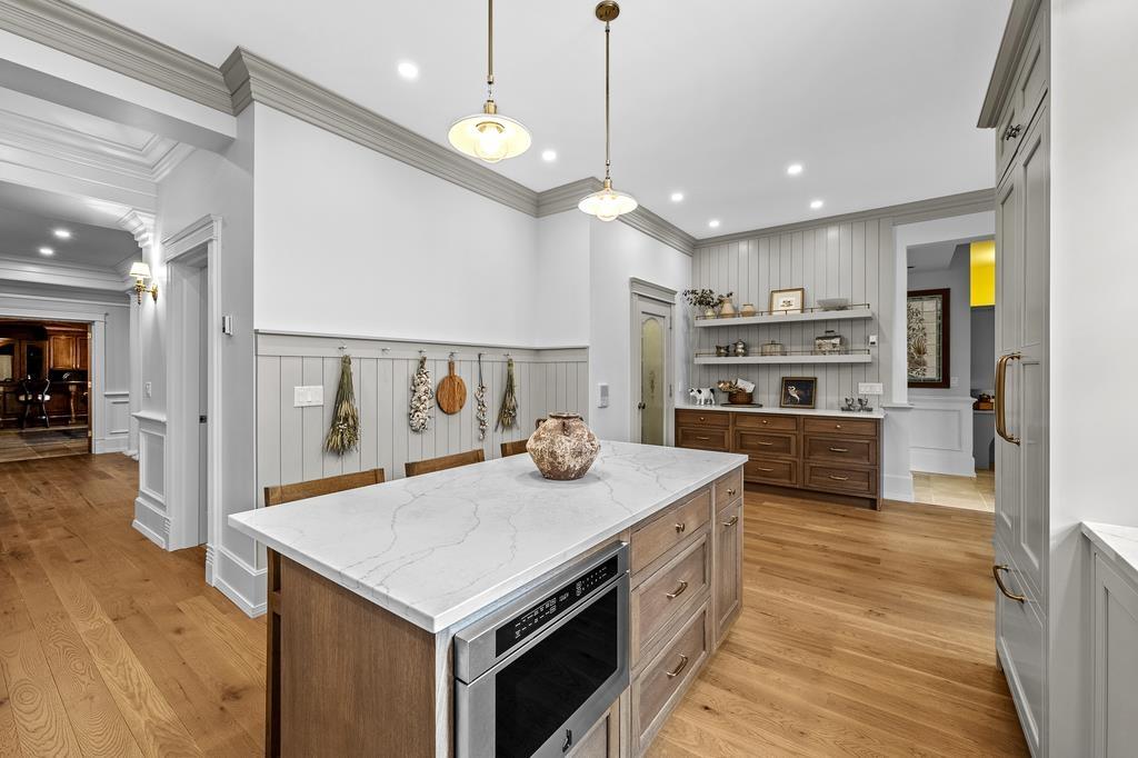 Durango, Colorado, 81301, United States, 5 Bedrooms Bedrooms, ,6 BathroomsBathrooms,Residential,For Sale,1939552