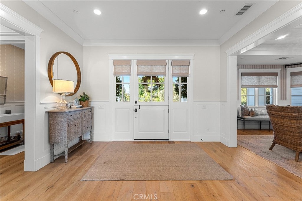 Redlands, California, 92373, United States, 5 Bedrooms Bedrooms, ,6 BathroomsBathrooms,Residential,For Sale,1984155