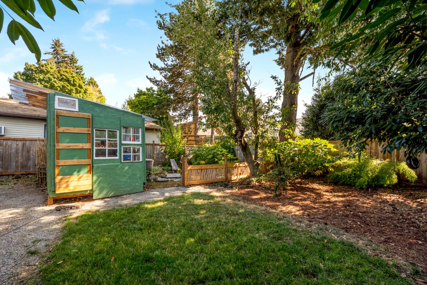  8250 NE BRAZEE ST Portland, OR 97220 - 物件實景