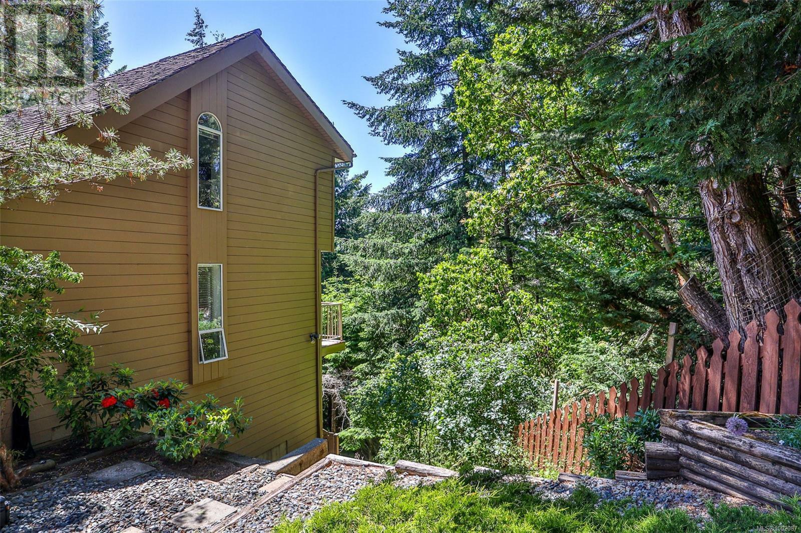 DUNCAN, British Columbia, V9L 5S6, CA, 4 Bedrooms Bedrooms, ,2 BathroomsBathrooms,Residential,For Sale,1873996