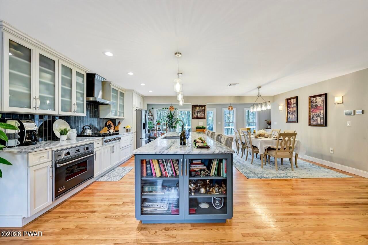 Milford, Pennsylvania, 18337, United States, 3 Bedrooms Bedrooms, ,3 BathroomsBathrooms,Residential,For Sale,2011309