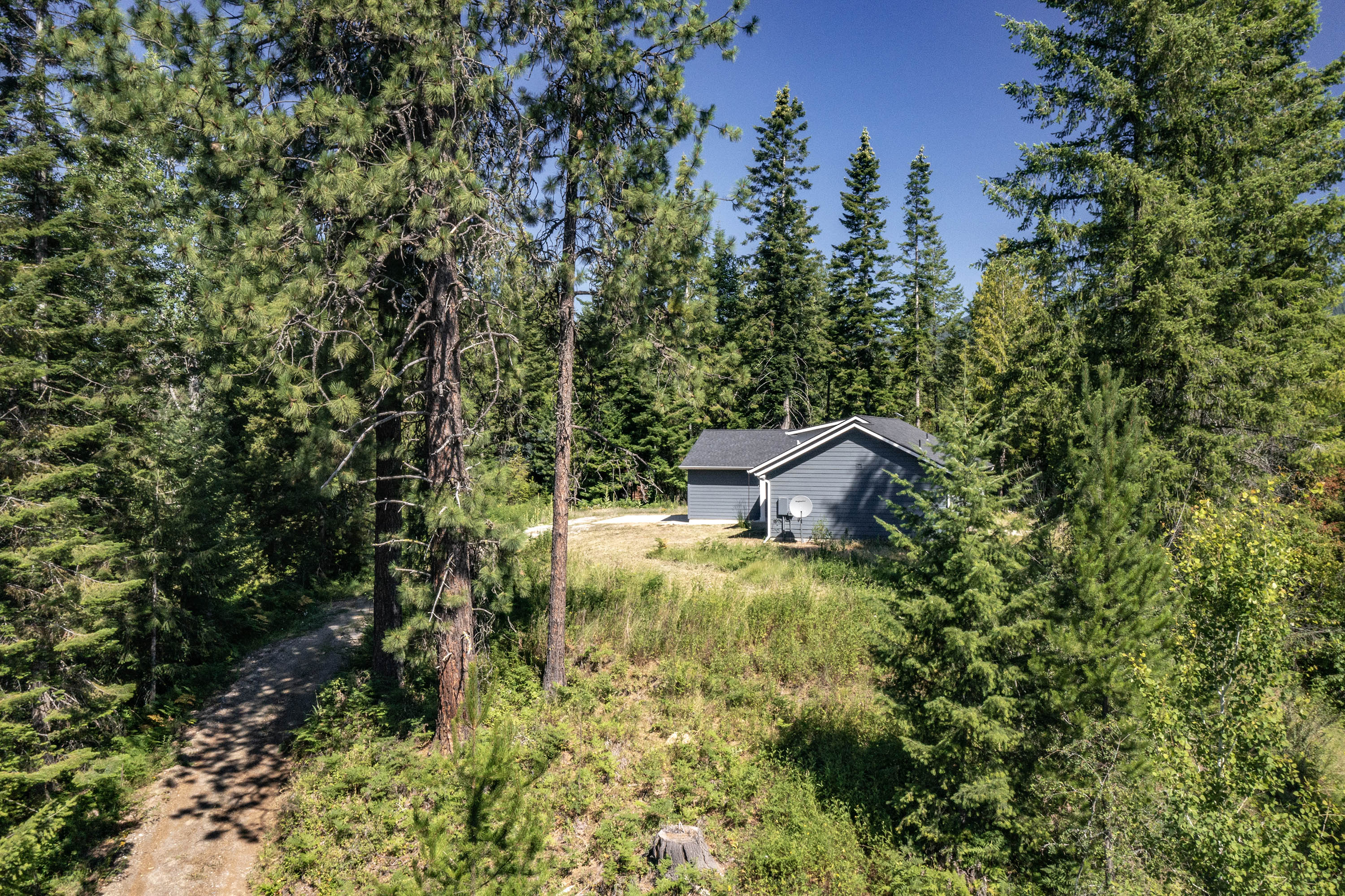 Sagle, Idaho, 83860, United States, 3 Bedrooms Bedrooms, ,2 BathroomsBathrooms,Residential,For Sale,1935178