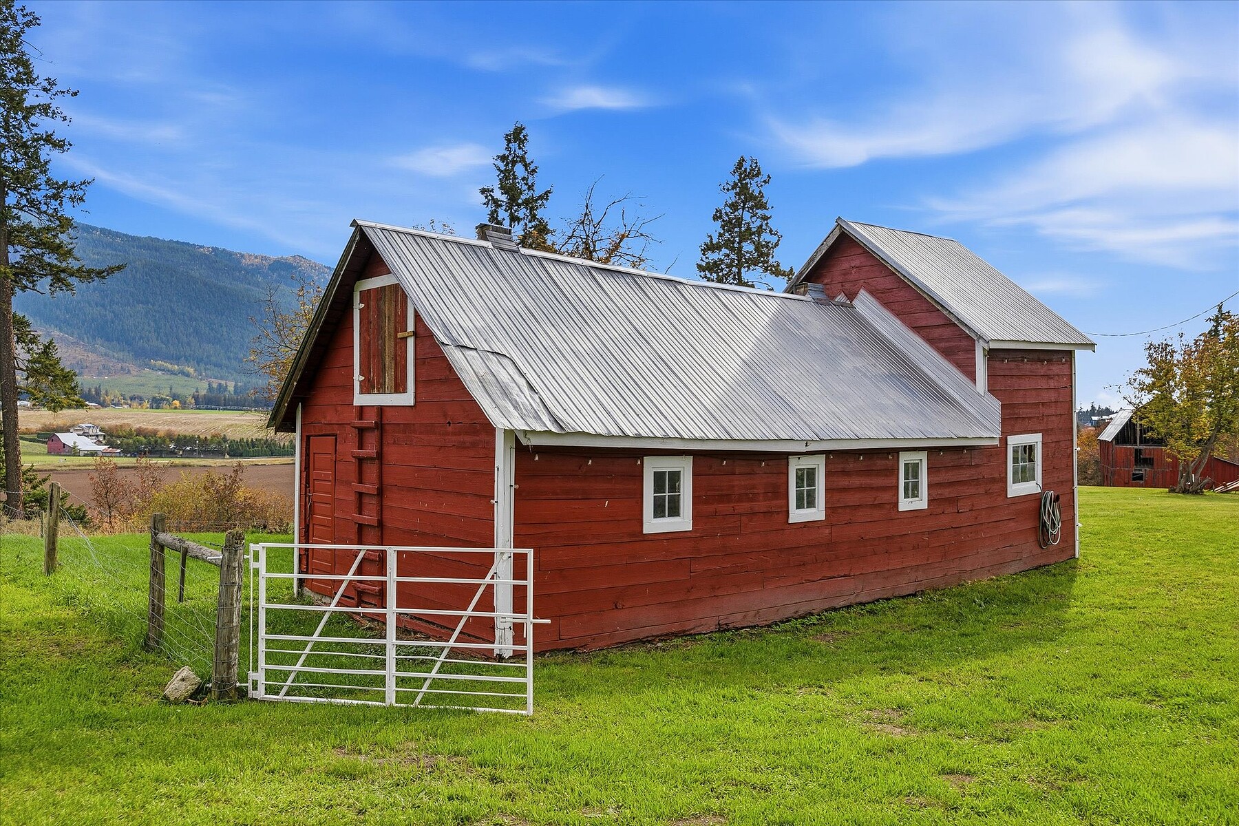  Exceptional Country Living - 物件實景