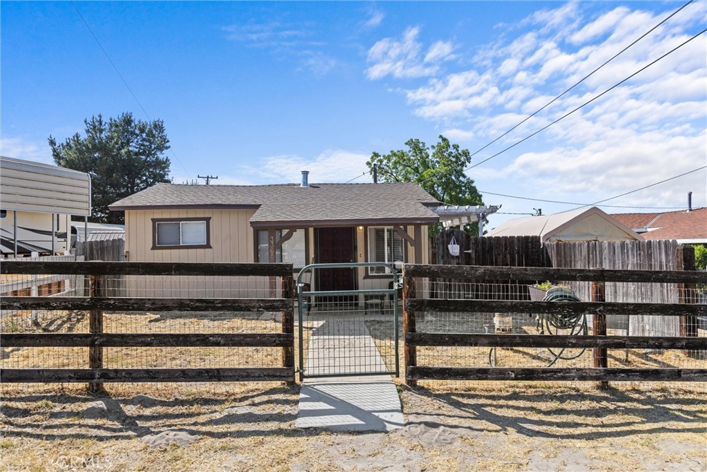 Atascadero, California, 93422, United States, 6 Bedrooms Bedrooms, ,3 BathroomsBathrooms,Residential,For Sale,1851995