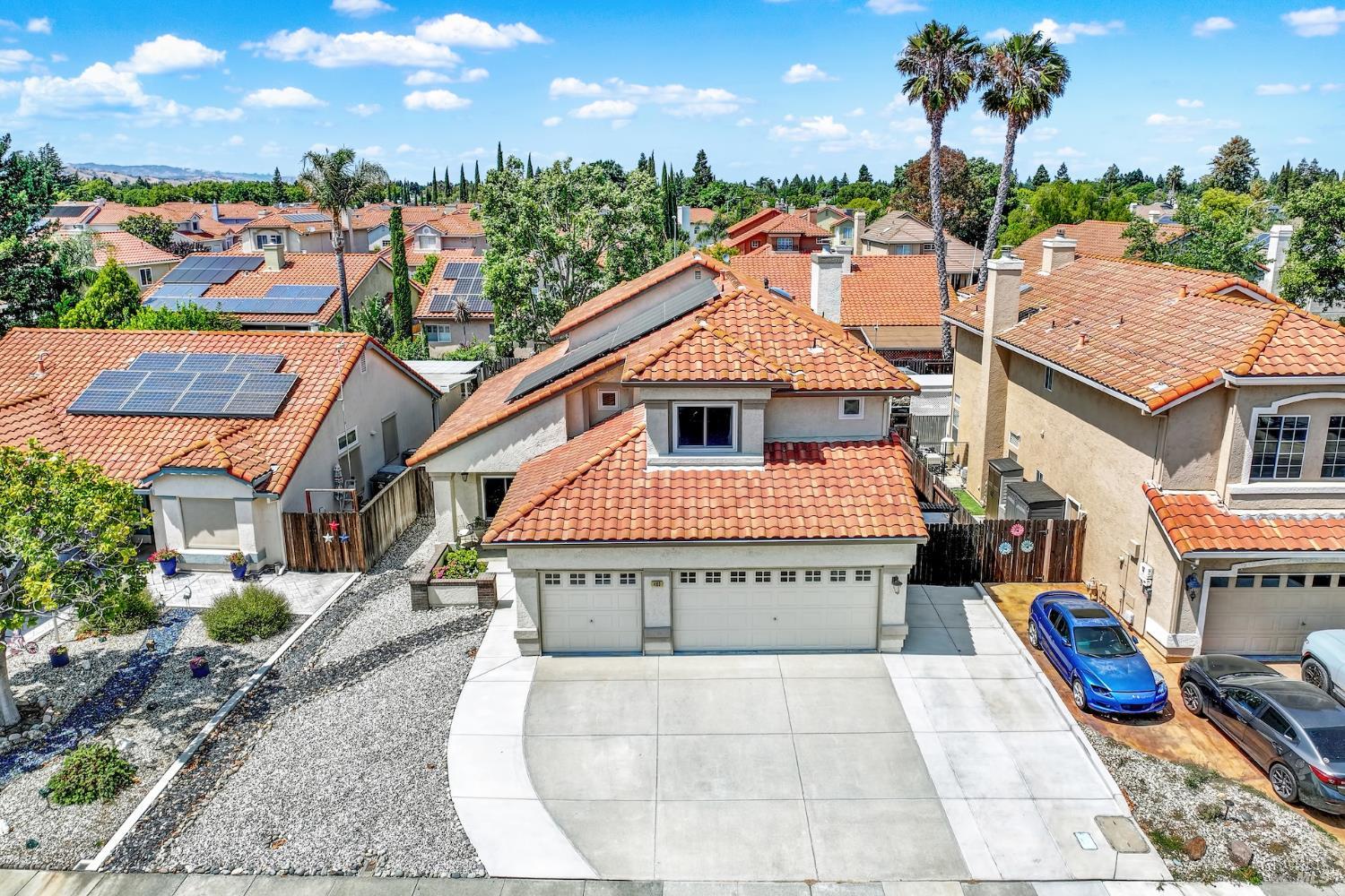 Vacaville, California, 95687, United States, 4 Bedrooms Bedrooms, ,3 BathroomsBathrooms,Residential,For Sale,1856071