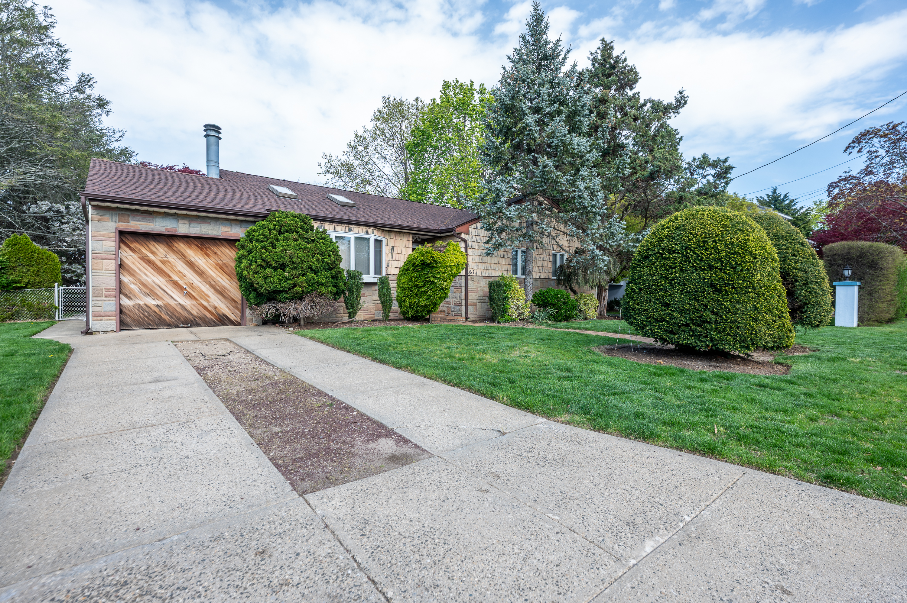  167 Maple Avenue, East Meadow, NY, 11554 - 物件實景