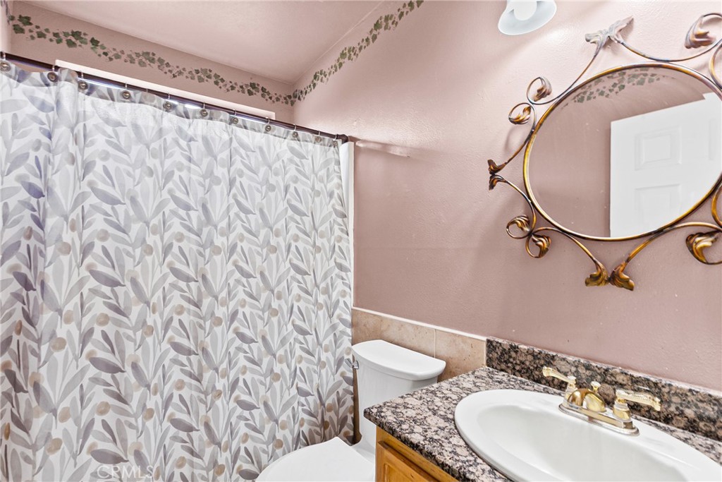 Paso Robles, California, 93446, United States, 3 Bedrooms Bedrooms, ,2 BathroomsBathrooms,Residential,For Sale,2006182