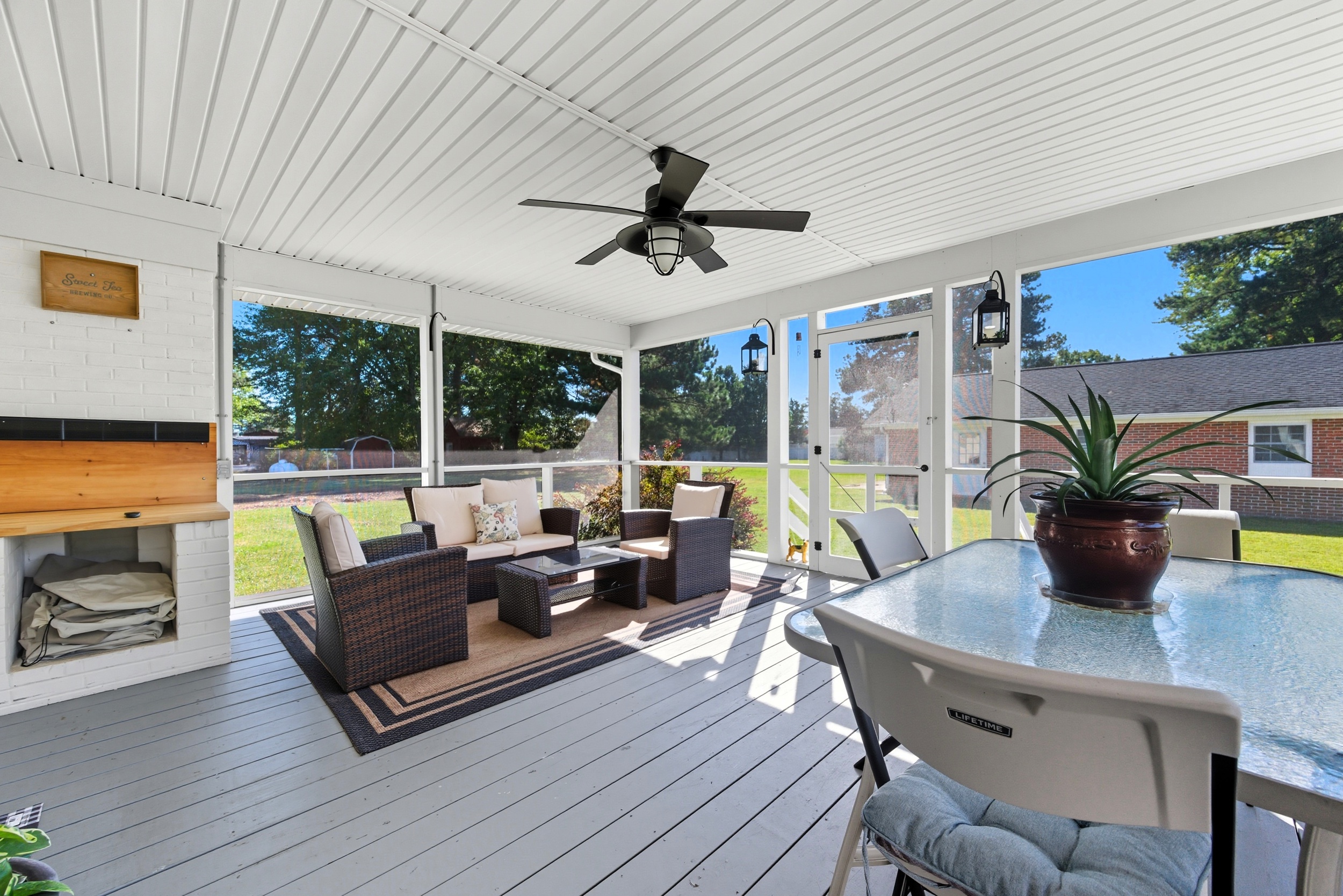 Deltaville, Virginia, 230432093, United States, 4 Bedrooms Bedrooms, ,4 BathroomsBathrooms,Residential,For Sale,1983075