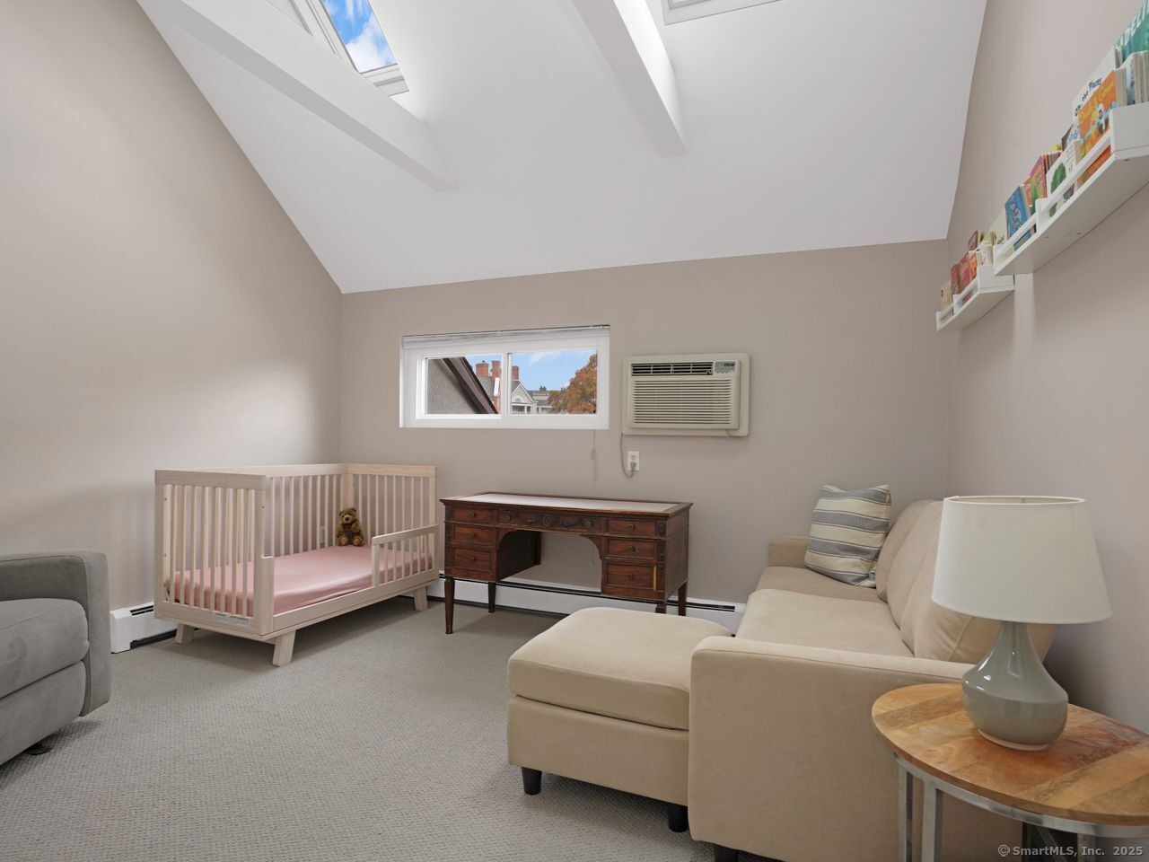 Stamford, Connecticut, 06830, United States, 3 Bedrooms Bedrooms, ,3 BathroomsBathrooms,Residential,For Sale,1987686