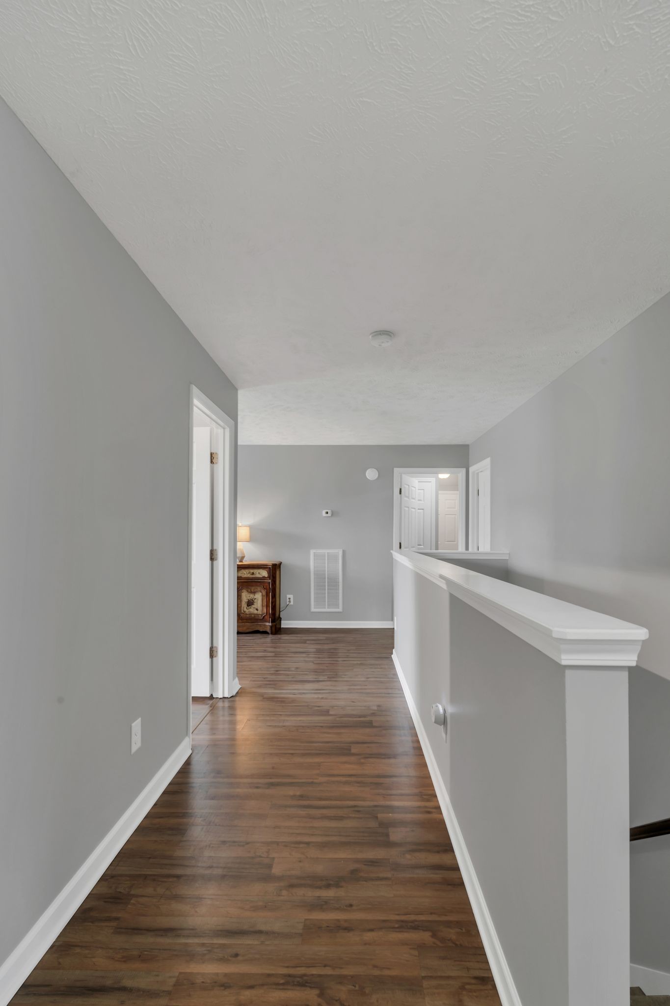 Hendersonville, Tennessee, 37075, United States, 4 Bedrooms Bedrooms, ,3 BathroomsBathrooms,Residential,For Sale,1870626