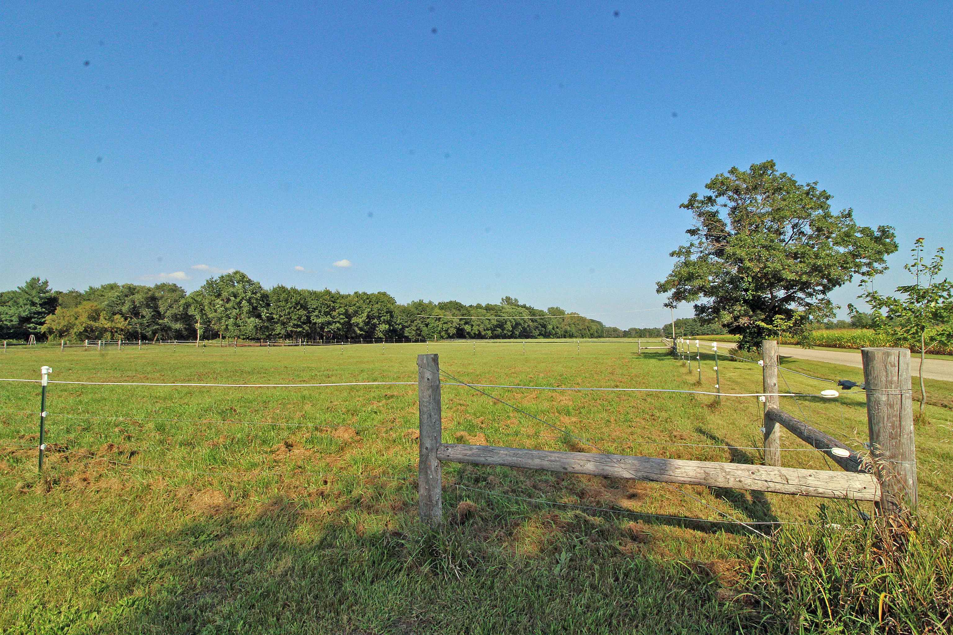 Arena, Wisconsin, 53503, United States, 3 Bedrooms Bedrooms, ,2 BathroomsBathrooms,Residential,For Sale,1980037