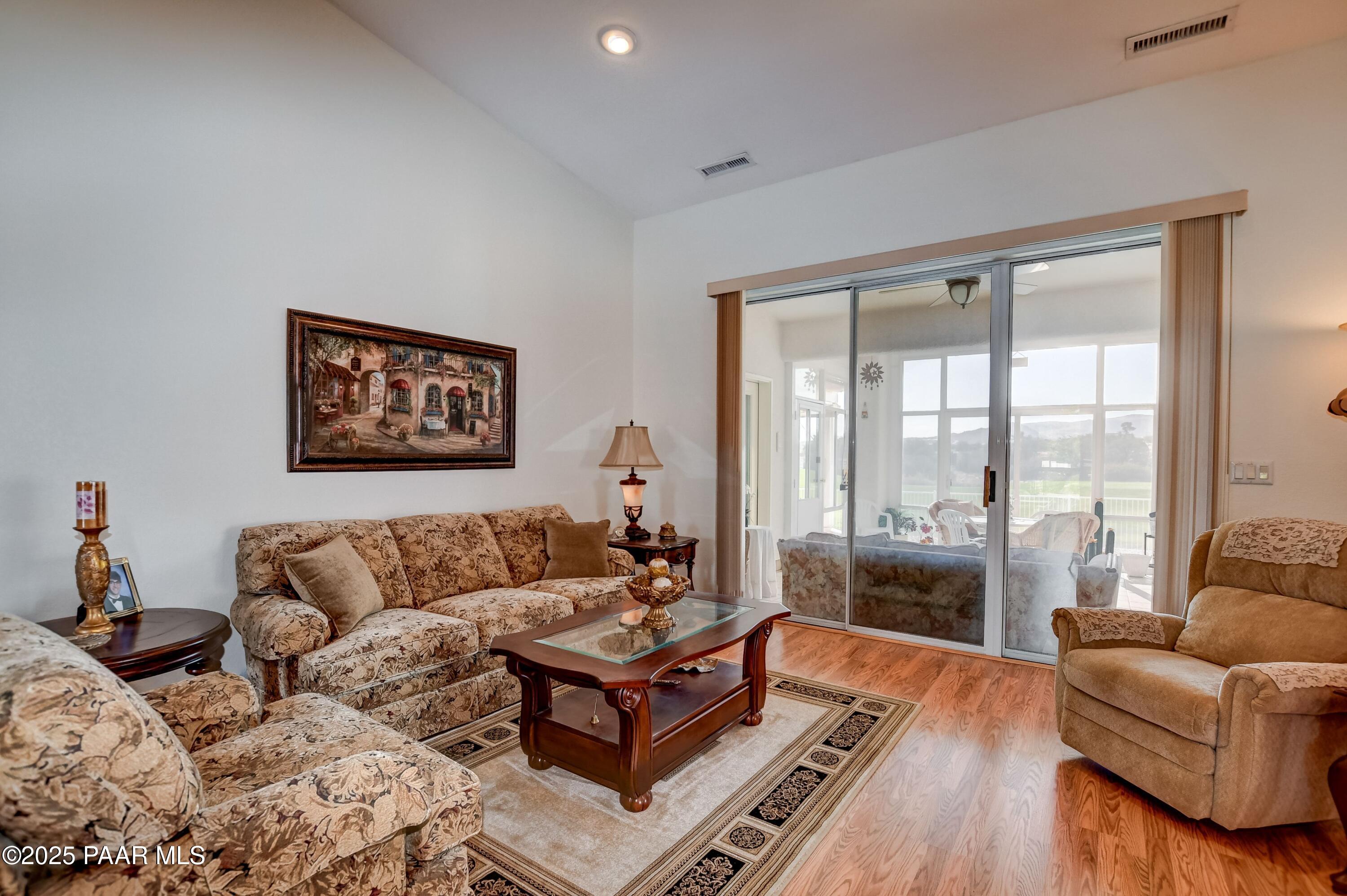 Prescott, Arizona, 86301, United States, 3 Bedrooms Bedrooms, ,2 BathroomsBathrooms,Residential,For Sale,1794580