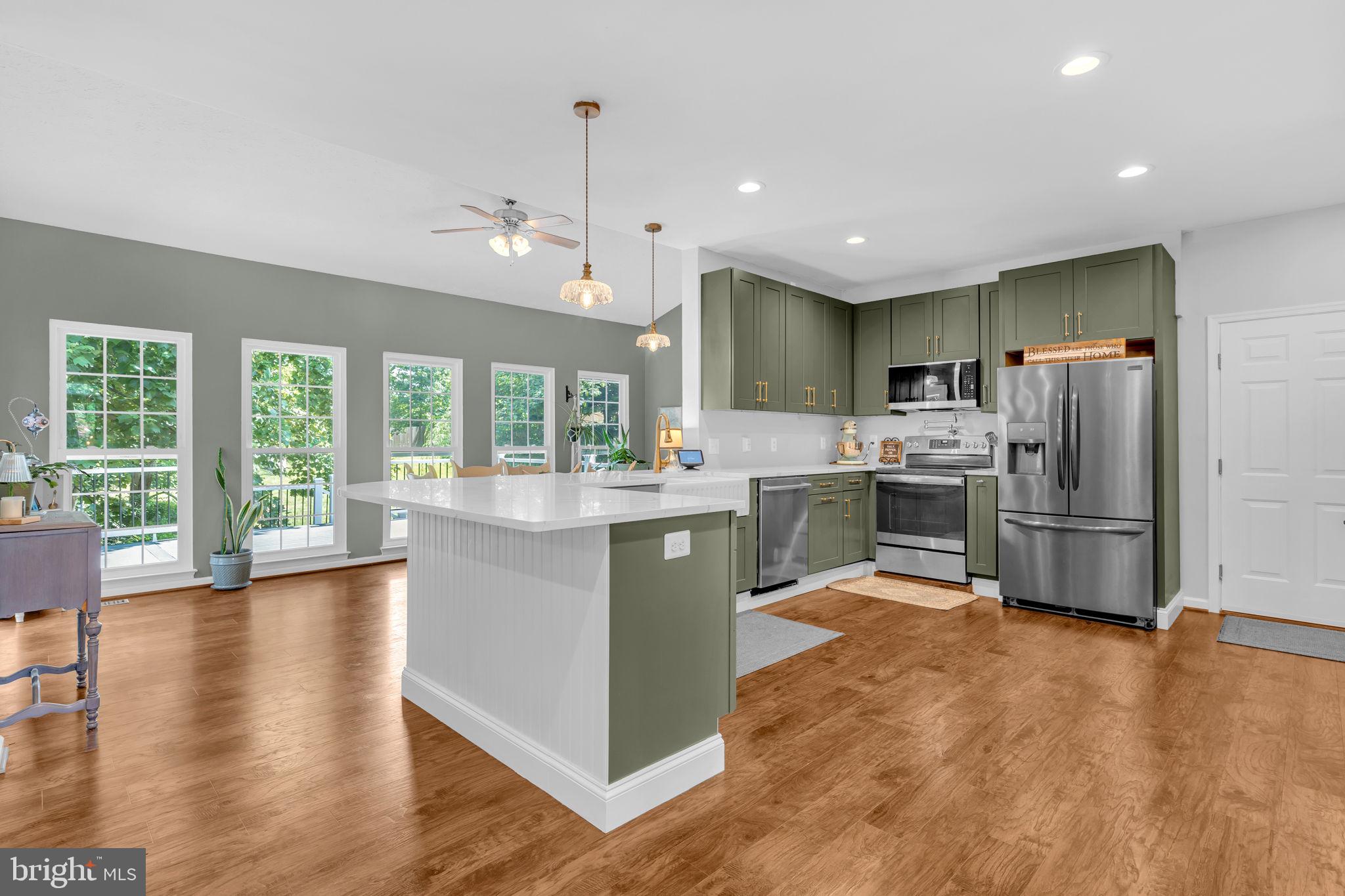 Chesapeake Beach, Maryland, 20732, United States, 4 Bedrooms Bedrooms, ,3 BathroomsBathrooms,Residential,For Sale,1916121