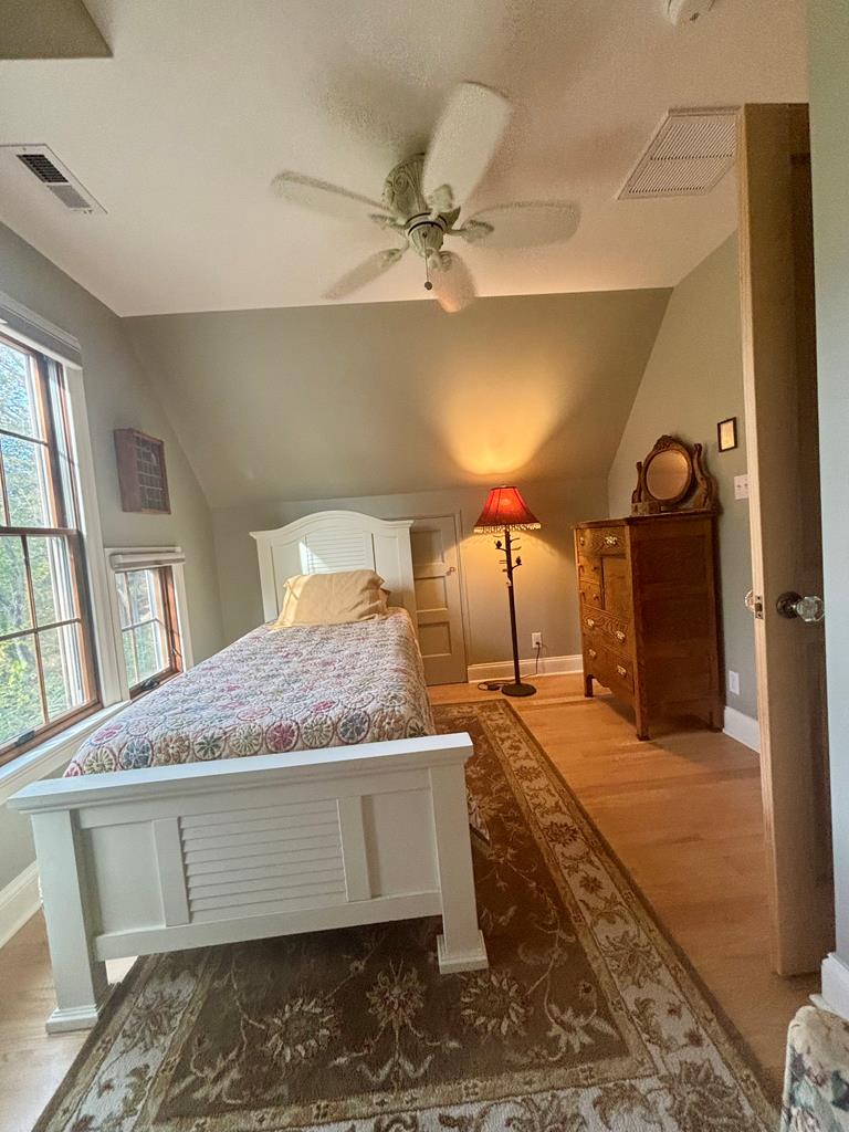 Onancock, Virginia, 23417, United States, 3 Bedrooms Bedrooms, ,2 BathroomsBathrooms,Residential,For Sale,1989733