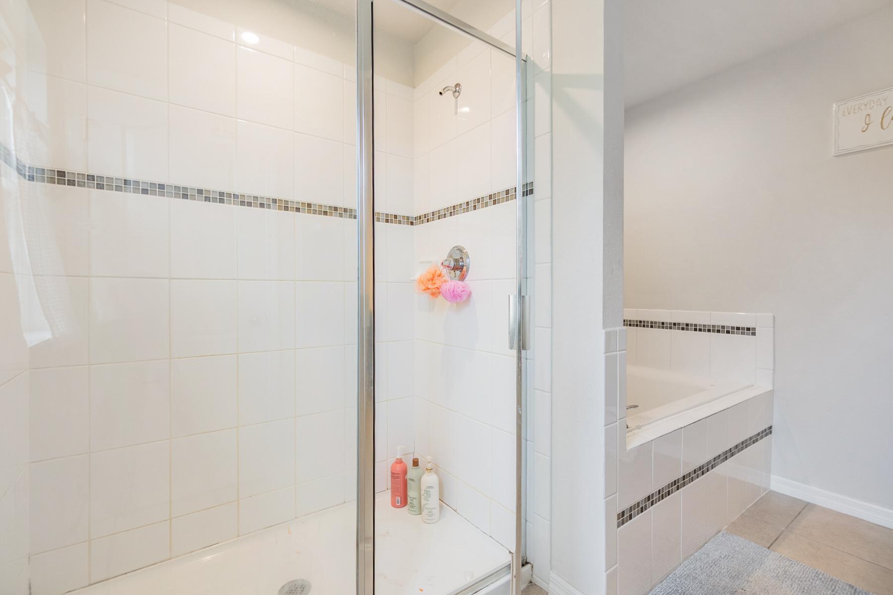 New Port Richey, Florida, 34655, United States, 4 Bedrooms Bedrooms, ,3 BathroomsBathrooms,Residential,For Sale,1979291