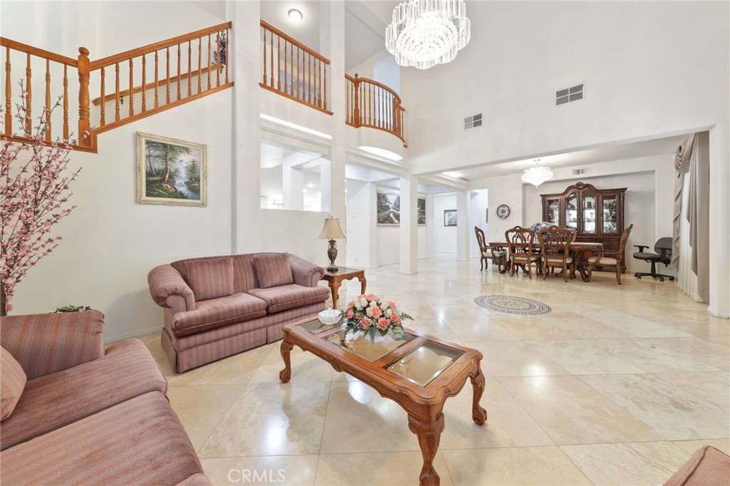 Riverside, California, 92503, United States, 5 Bedrooms Bedrooms, ,4 BathroomsBathrooms,Residential,For Sale,1849957