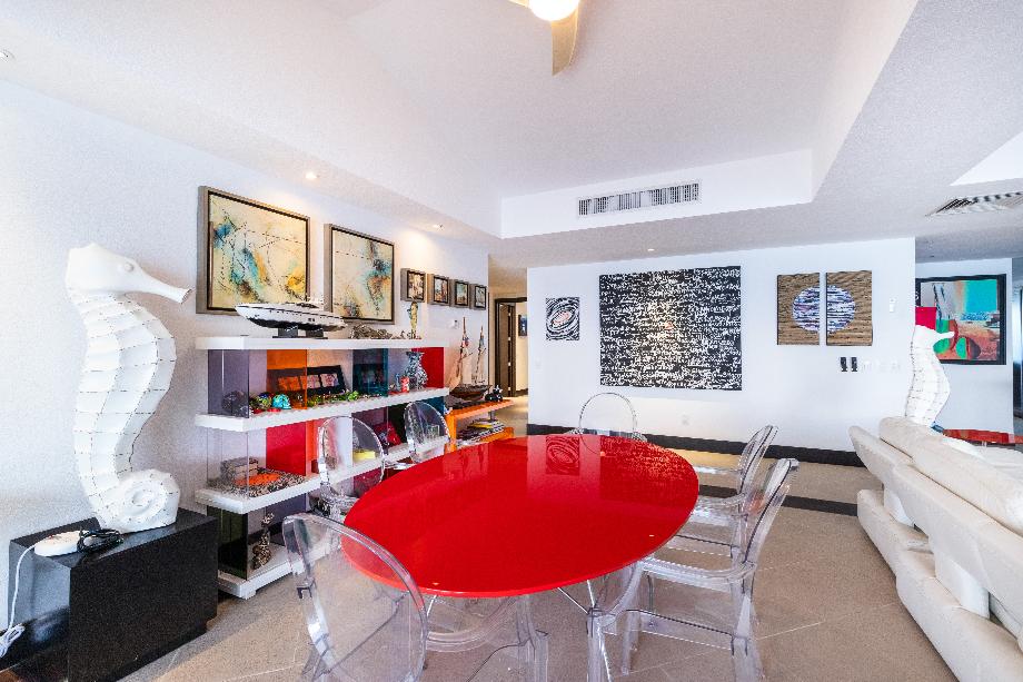 Fransisco M Asencio, Puerto Vallarta, Jalisco, 48333, Mexico, 4 Bedrooms Bedrooms, ,4 BathroomsBathrooms,Residential,For Sale,Fransisco M Asencio,1425091