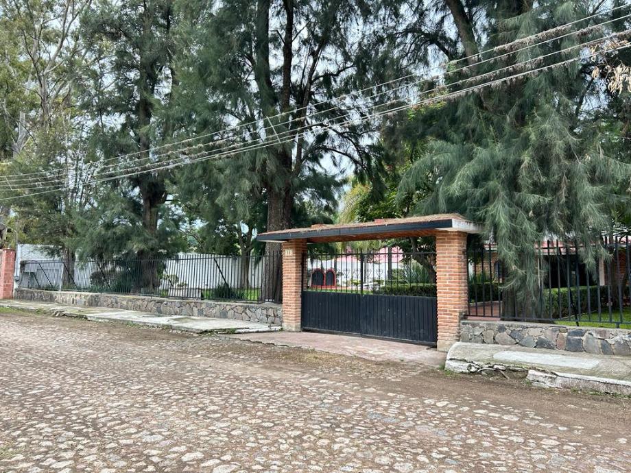 Linda Vista, Ixtlahuacán de los Membrillos, Jalisco, 45850, Mexico, 4 Bedrooms Bedrooms, ,2 BathroomsBathrooms,Residential,For Sale,Linda Vista,1619630