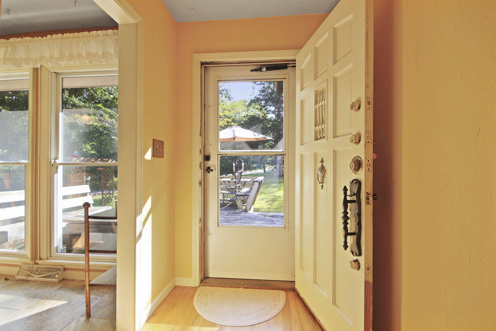 COLUMBIA, Missouri, 65203, United States, 5 Bedrooms Bedrooms, ,3 BathroomsBathrooms,Residential,For Sale,1975322