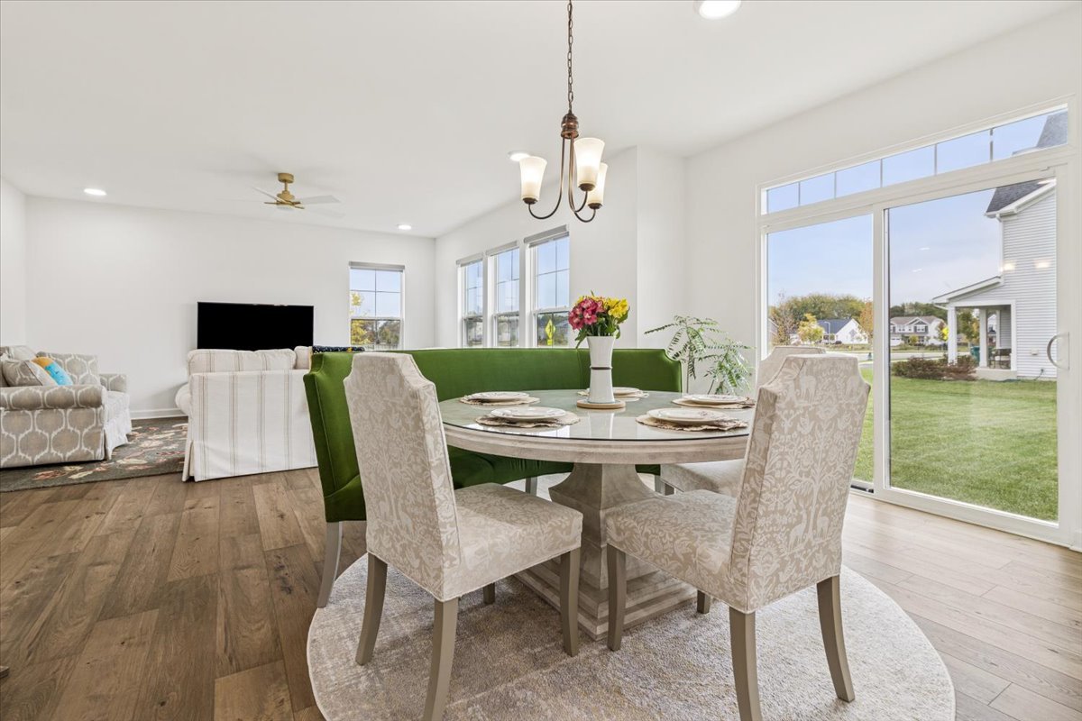 Plainfield, Illinois, 60544, United States, 3 Bedrooms Bedrooms, ,3 BathroomsBathrooms,Residential,For Sale,1967052