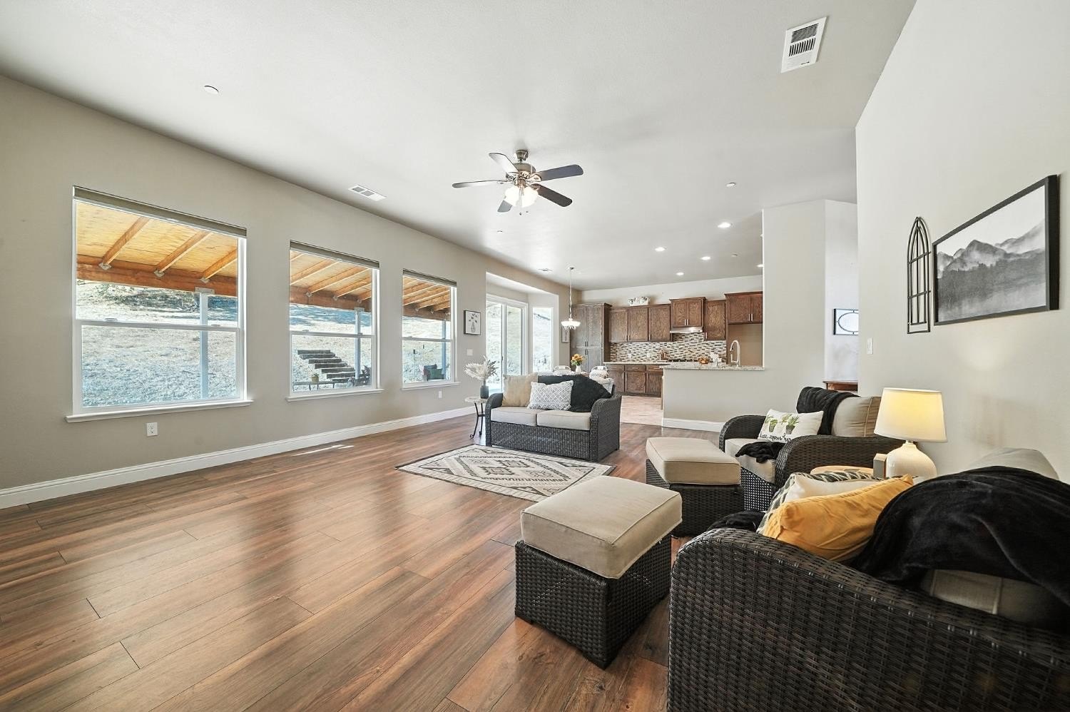Valley Springs, California, 95252, United States, 3 Bedrooms Bedrooms, ,2 BathroomsBathrooms,Residential,For Sale,1943125