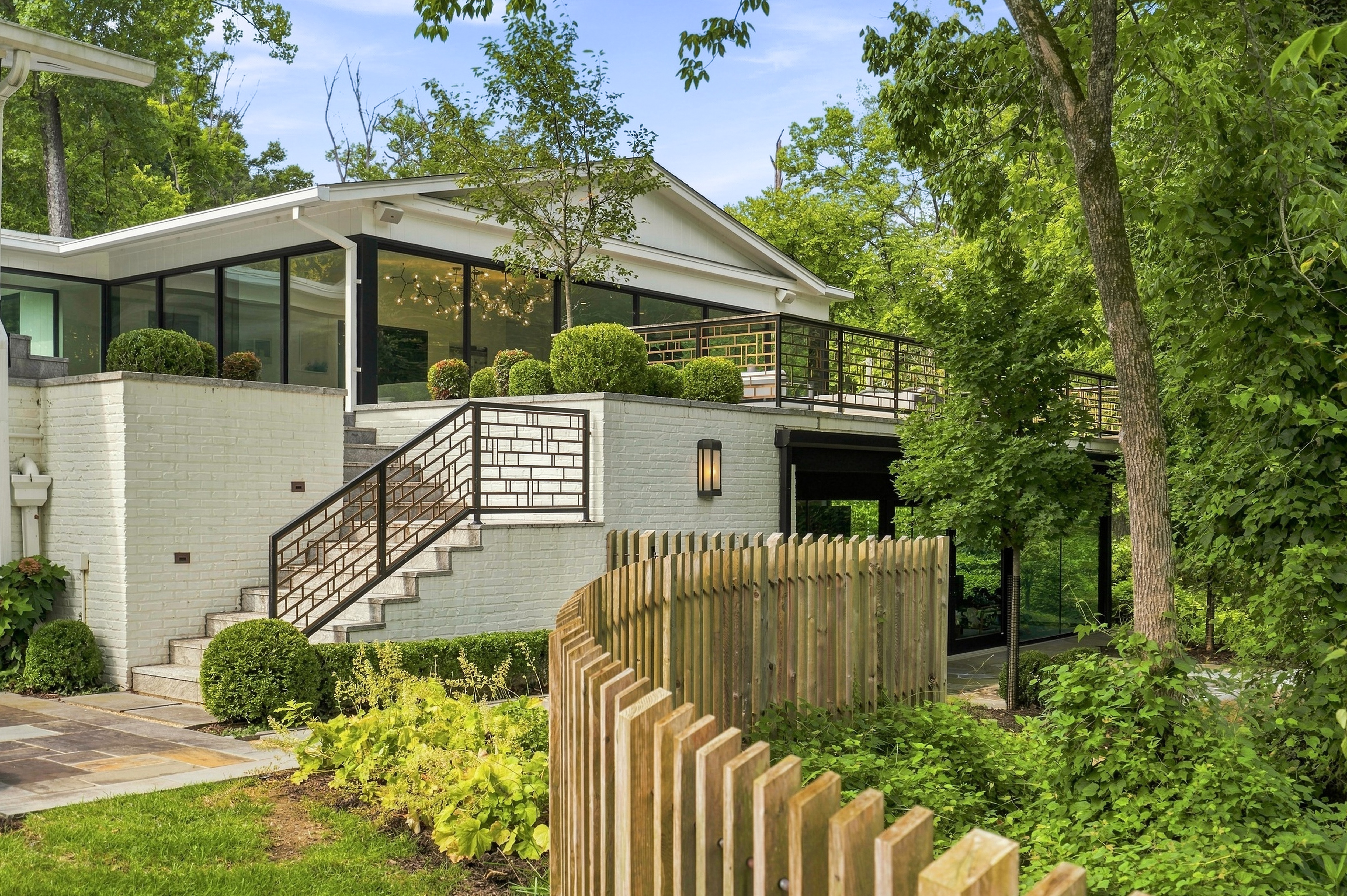  62 Indian Hills Trail, Louisville, KY 40207 - 物件實景