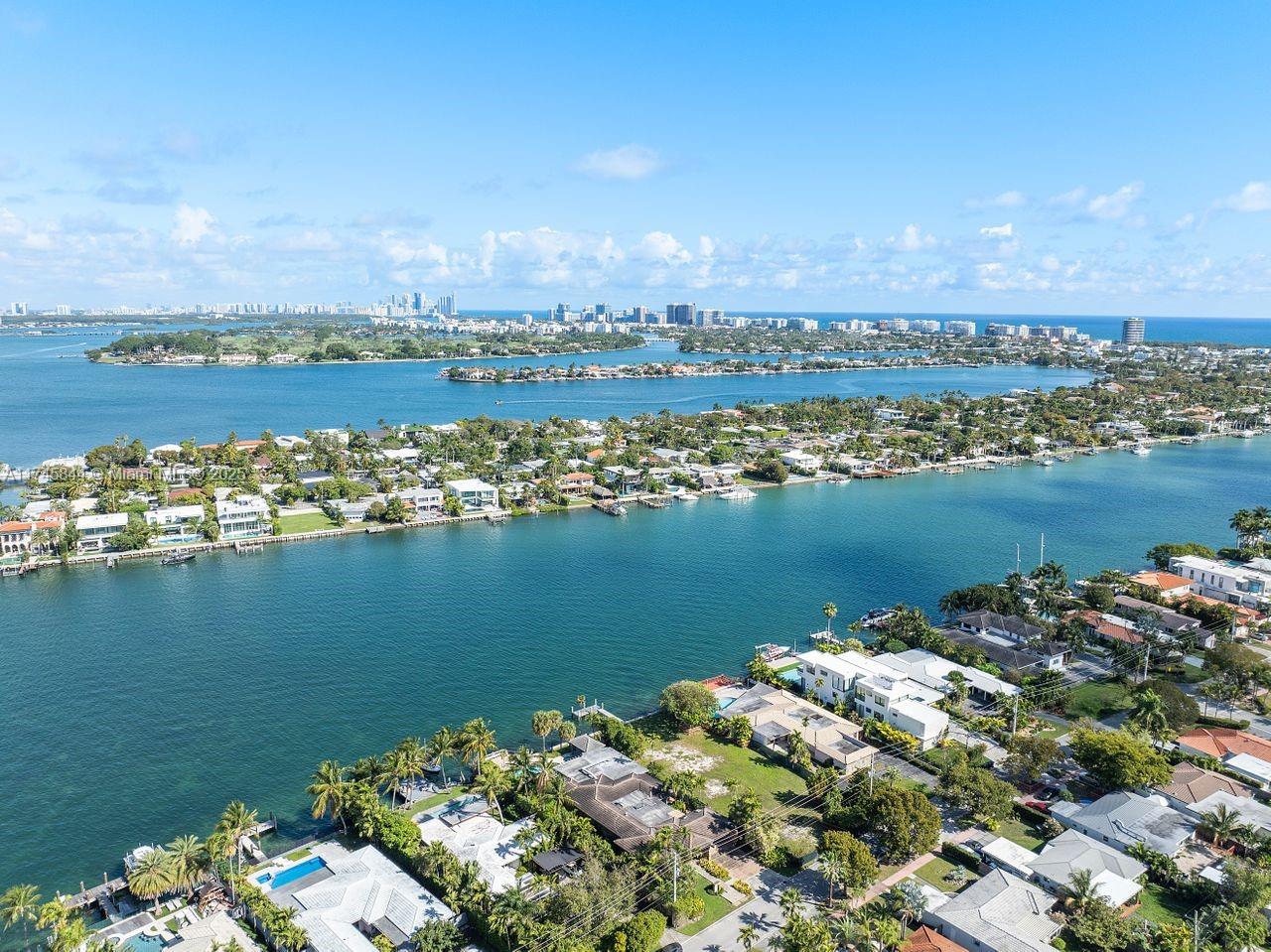 Miami Beach, Florida, 33141, United States, 4 Bedrooms Bedrooms, ,3 BathroomsBathrooms,Residential,For Sale,1711851