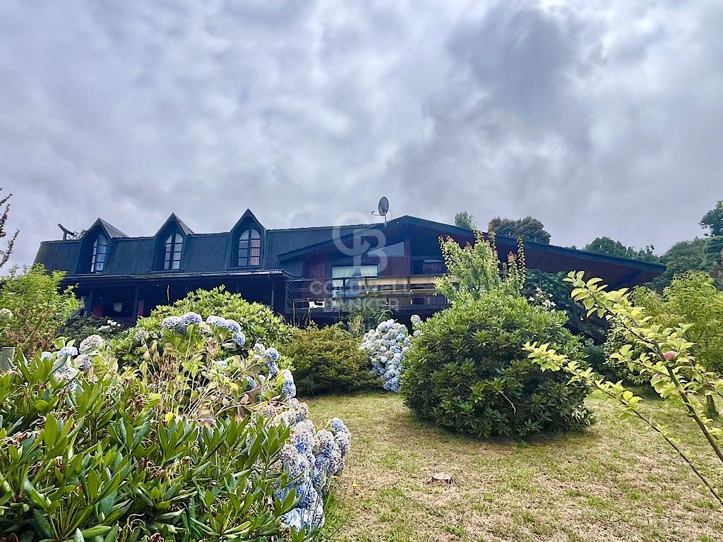 Futrono, Chile, 5 Bedrooms Bedrooms, ,4 BathroomsBathrooms,Residential,For Sale,1920006