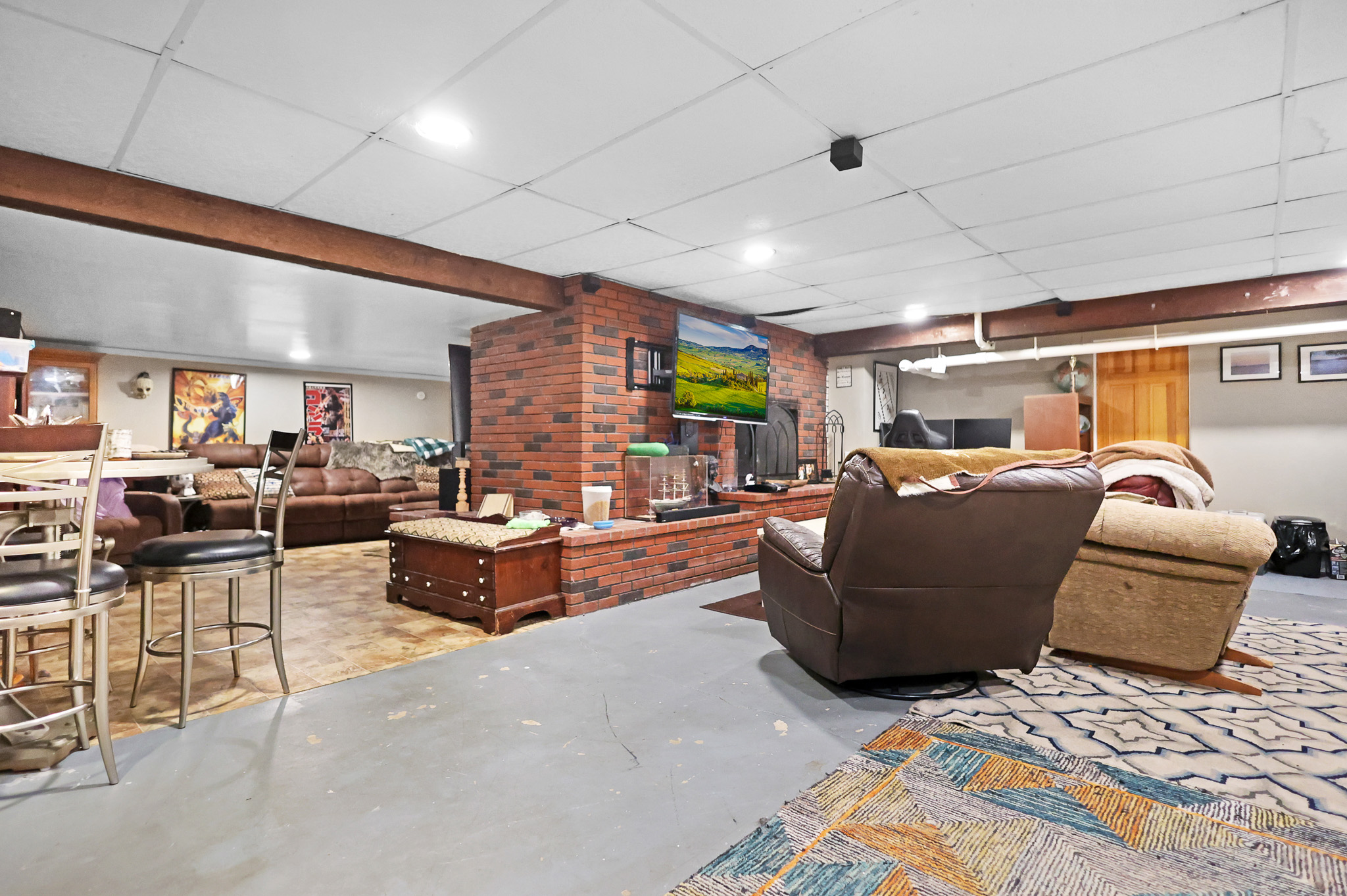 Haverhill, Massachusetts, 01830, United States, 3 Bedrooms Bedrooms, ,2 BathroomsBathrooms,Residential,For Sale,2048999