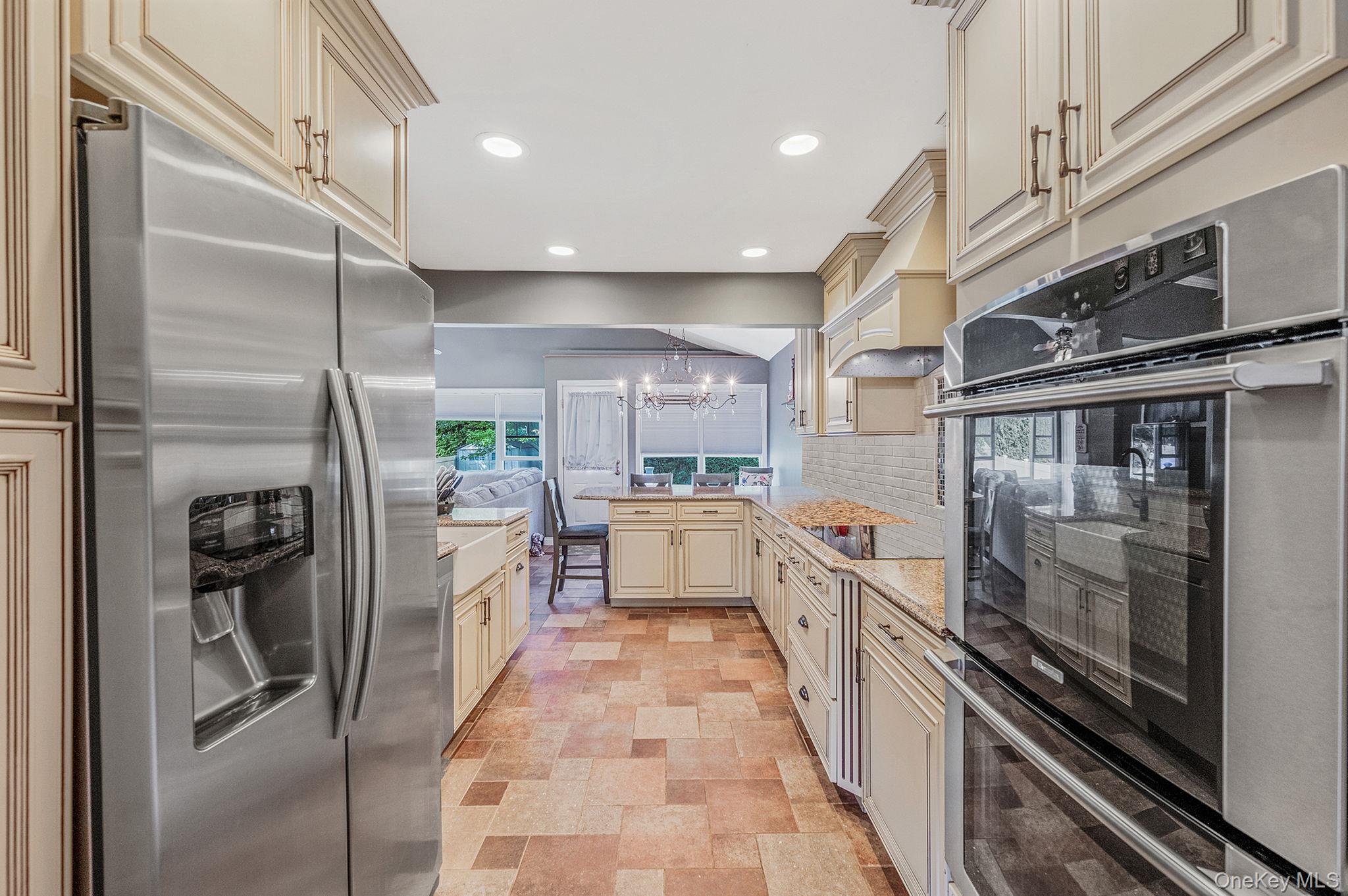 East Meadow, New York, 11554, United States, 3 Bedrooms Bedrooms, ,3 BathroomsBathrooms,Residential,For Sale,1939671
