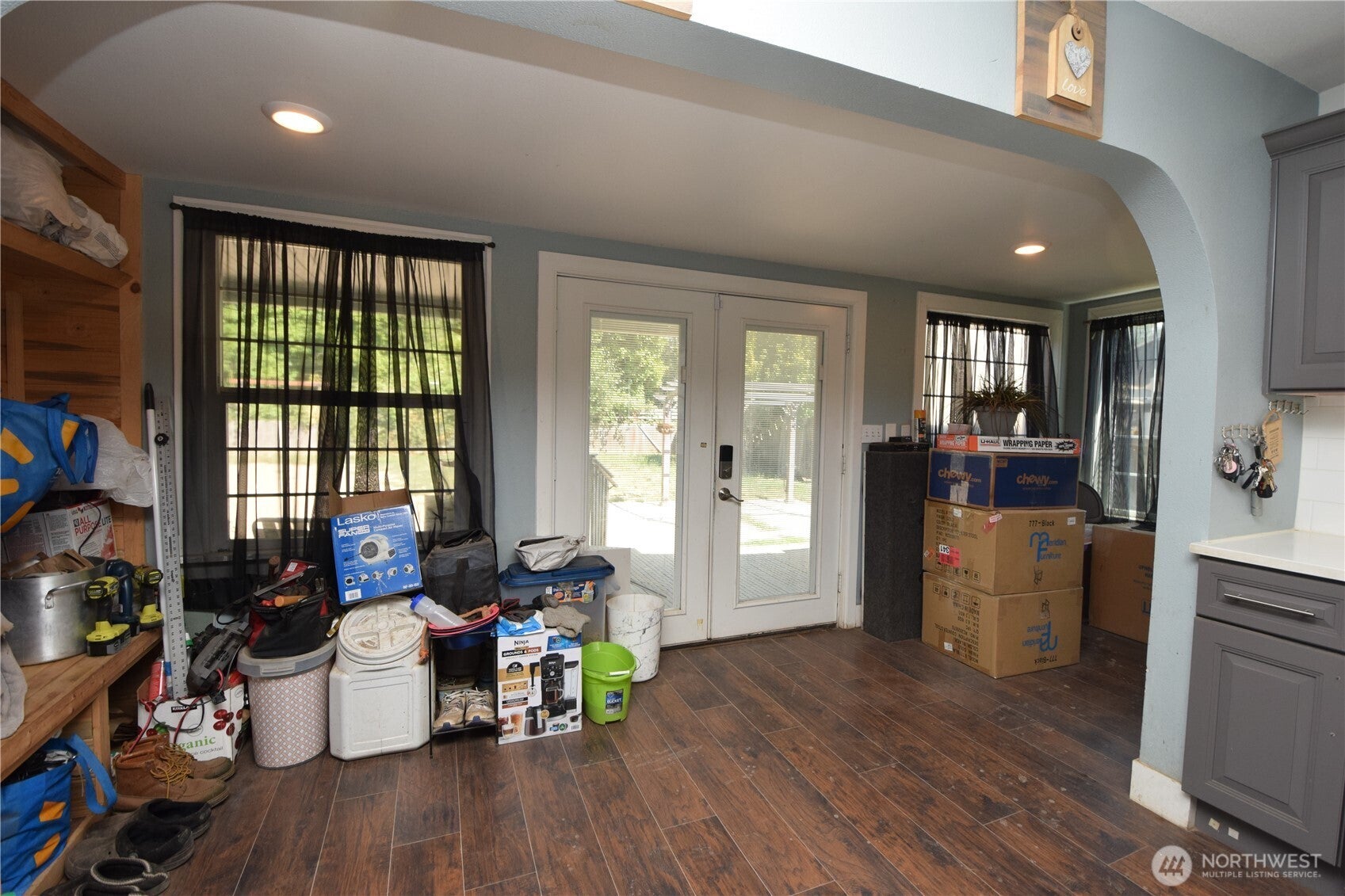 Tacoma, Washington, 98445, United States, 4 Bedrooms Bedrooms, ,1 BathroomBathrooms,Residential,For Sale,1898437