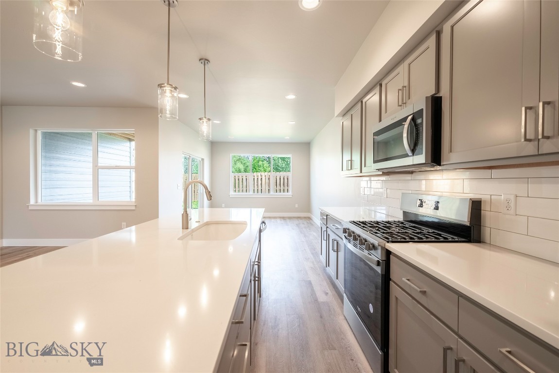 Bozeman, Montana, 59718, United States, 2 Bedrooms Bedrooms, ,2 BathroomsBathrooms,Residential,For Sale,1862202