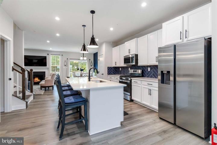 Cheltenham, Pennsylvania, 19012, United States, 3 Bedrooms Bedrooms, ,4 BathroomsBathrooms,Residential,For Sale,1887718