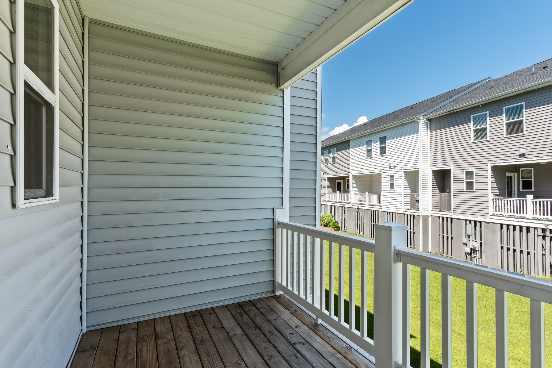  219 Winding River Drive - 物件實景