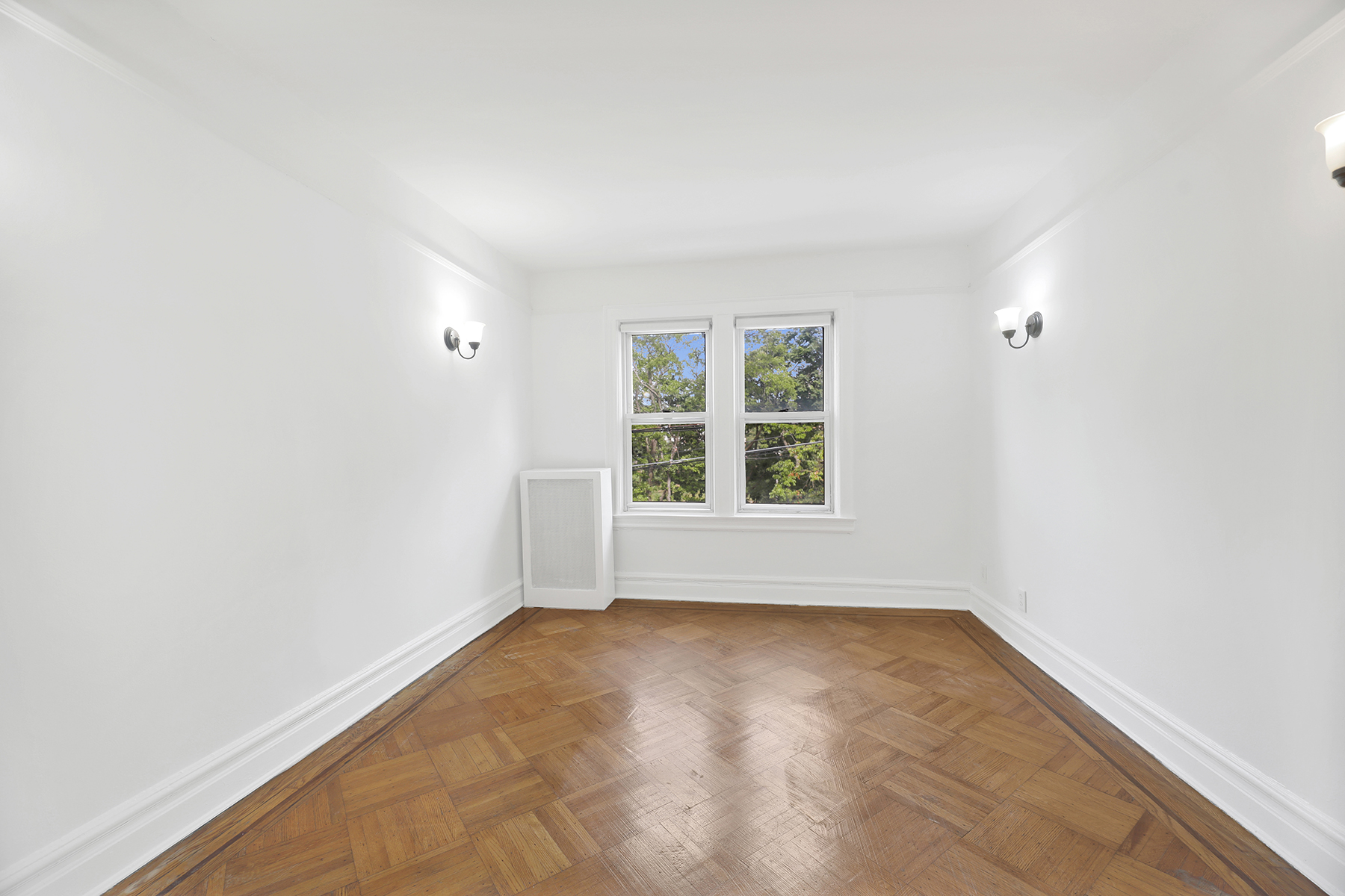 Brooklyn, New York, 11228, United States, 3 Bedrooms Bedrooms, ,1 BathroomBathrooms,Residential,For Sale,1900699