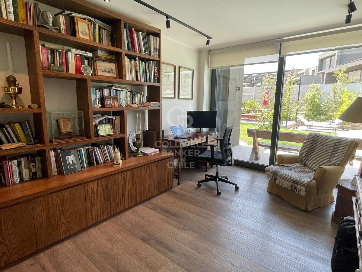 Colina, Chile, 4 Bedrooms Bedrooms, ,4 BathroomsBathrooms,Residential,For Sale,1687172