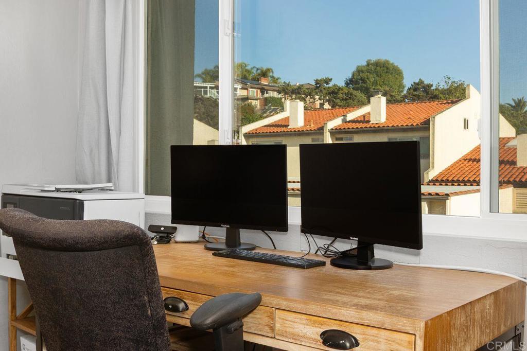 Vista, California, 92084, United States, 2 Bedrooms Bedrooms, ,3 BathroomsBathrooms,Residential,For Sale,1987849