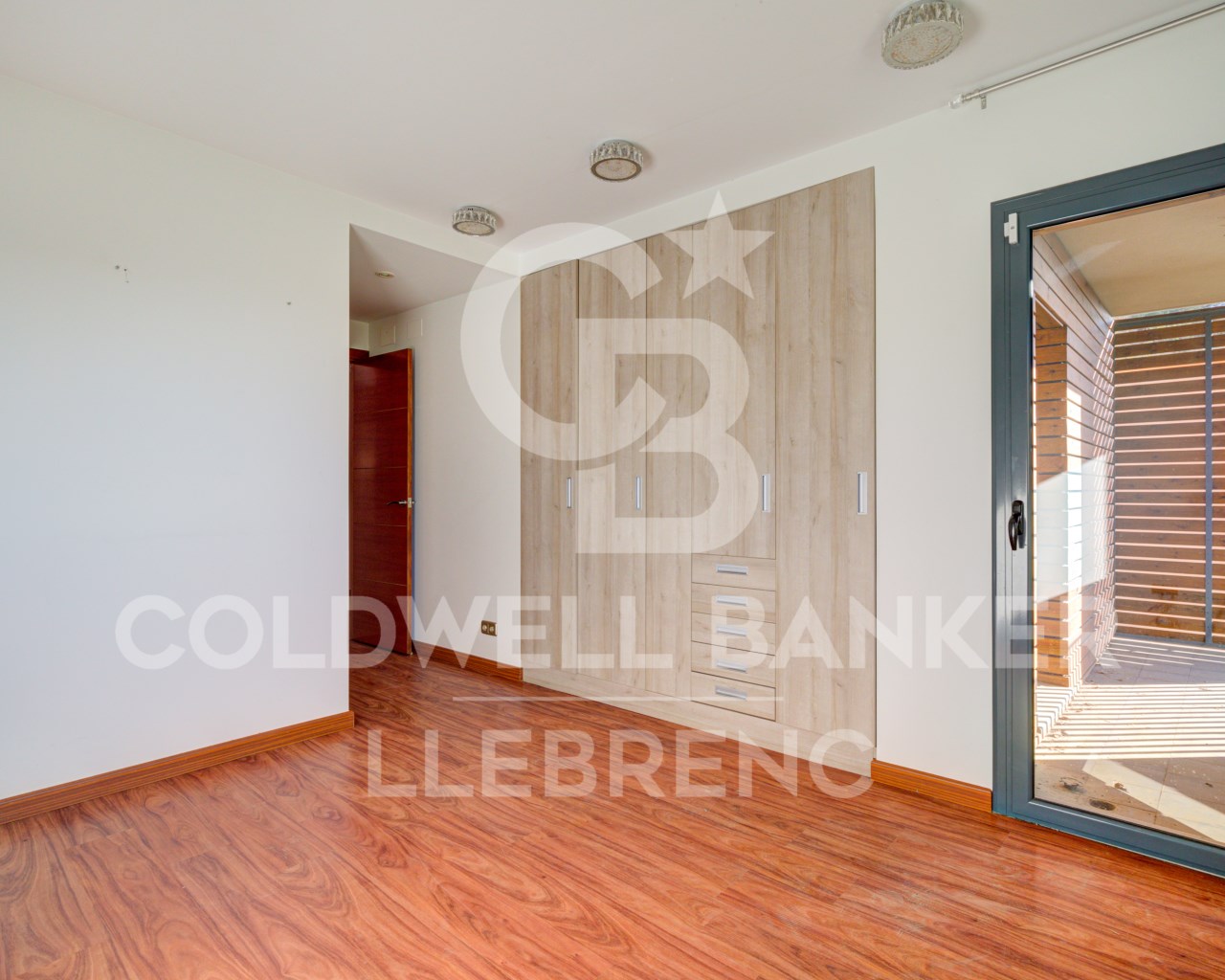 Barcelona, Barcelona, Sarri? - Sant Gervasi, Vallv, Barcelona, Catalonia, ES, 5 Bedrooms Bedrooms, ,4 BathroomsBathrooms,Residential,For Sale,Barcelona, Barcelona, Sarri? - Sant Gervasi, Vallv,1535931