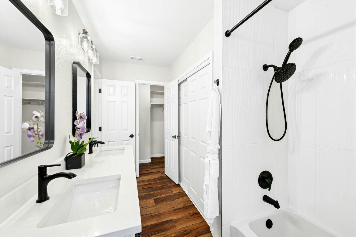 Austin, Texas, 78727, United States, 3 Bedrooms Bedrooms, ,2 BathroomsBathrooms,Residential,For Sale,1960659