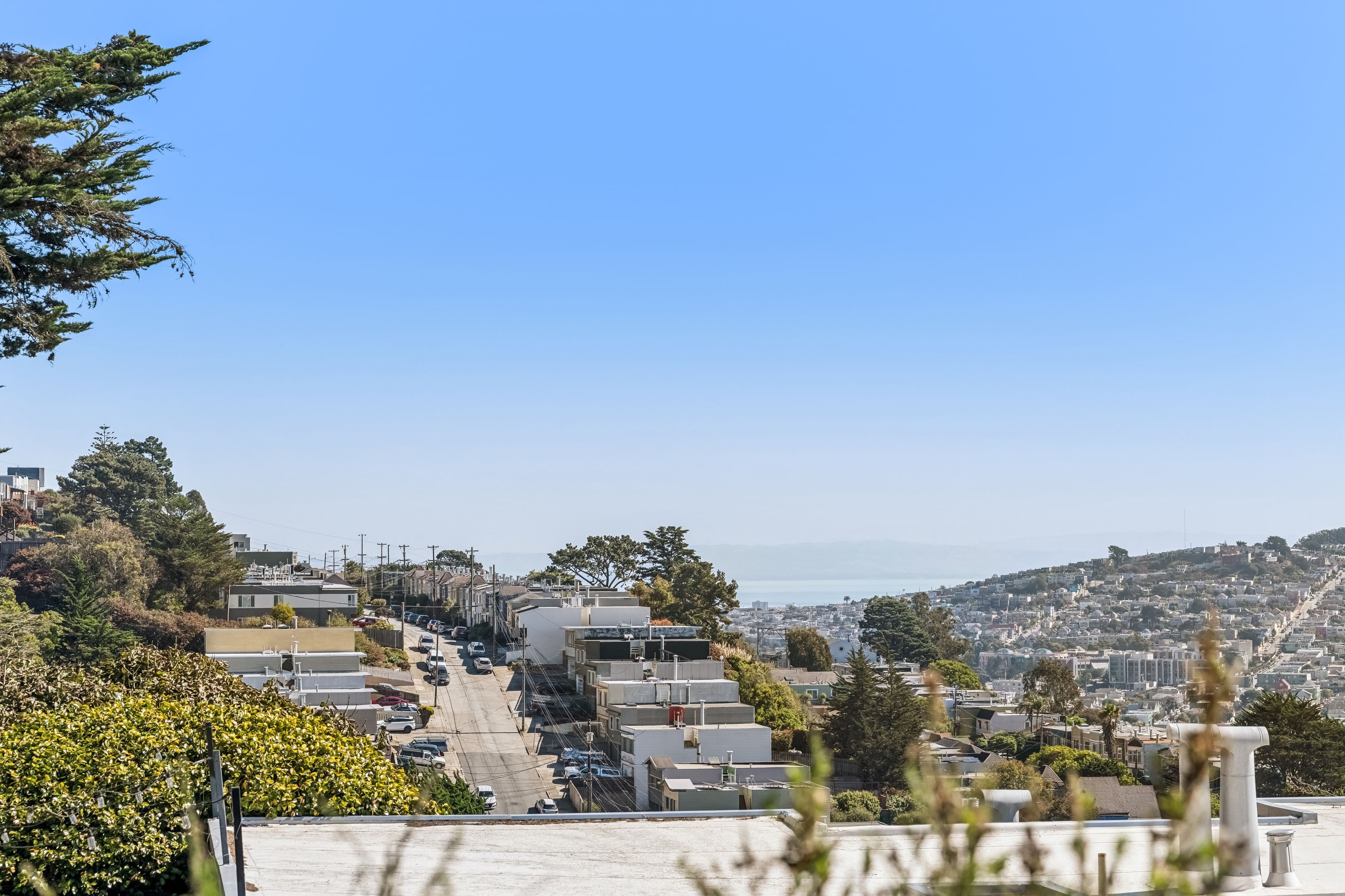  Light-Filled Sunnyside View Home - 物件實景