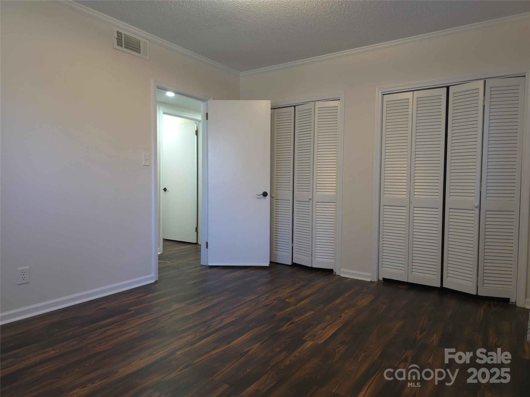 Salisbury, North Carolina, 28144, United States, 5 Bedrooms Bedrooms, ,3 BathroomsBathrooms,Residential,For Sale,1955338