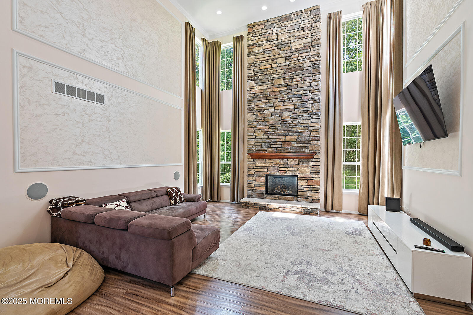 Jackson, New Jersey, 08527, United States, 4 Bedrooms Bedrooms, ,4 BathroomsBathrooms,Residential,For Sale,1975886