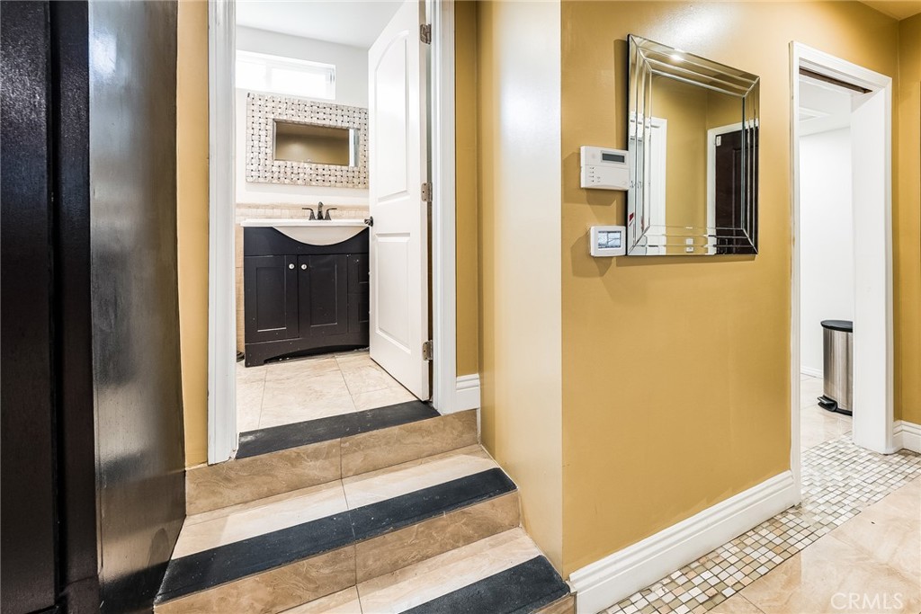 Woodland Hills, California, 91367, United States, 5 Bedrooms Bedrooms, ,6 BathroomsBathrooms,Residential,For Sale,1861197