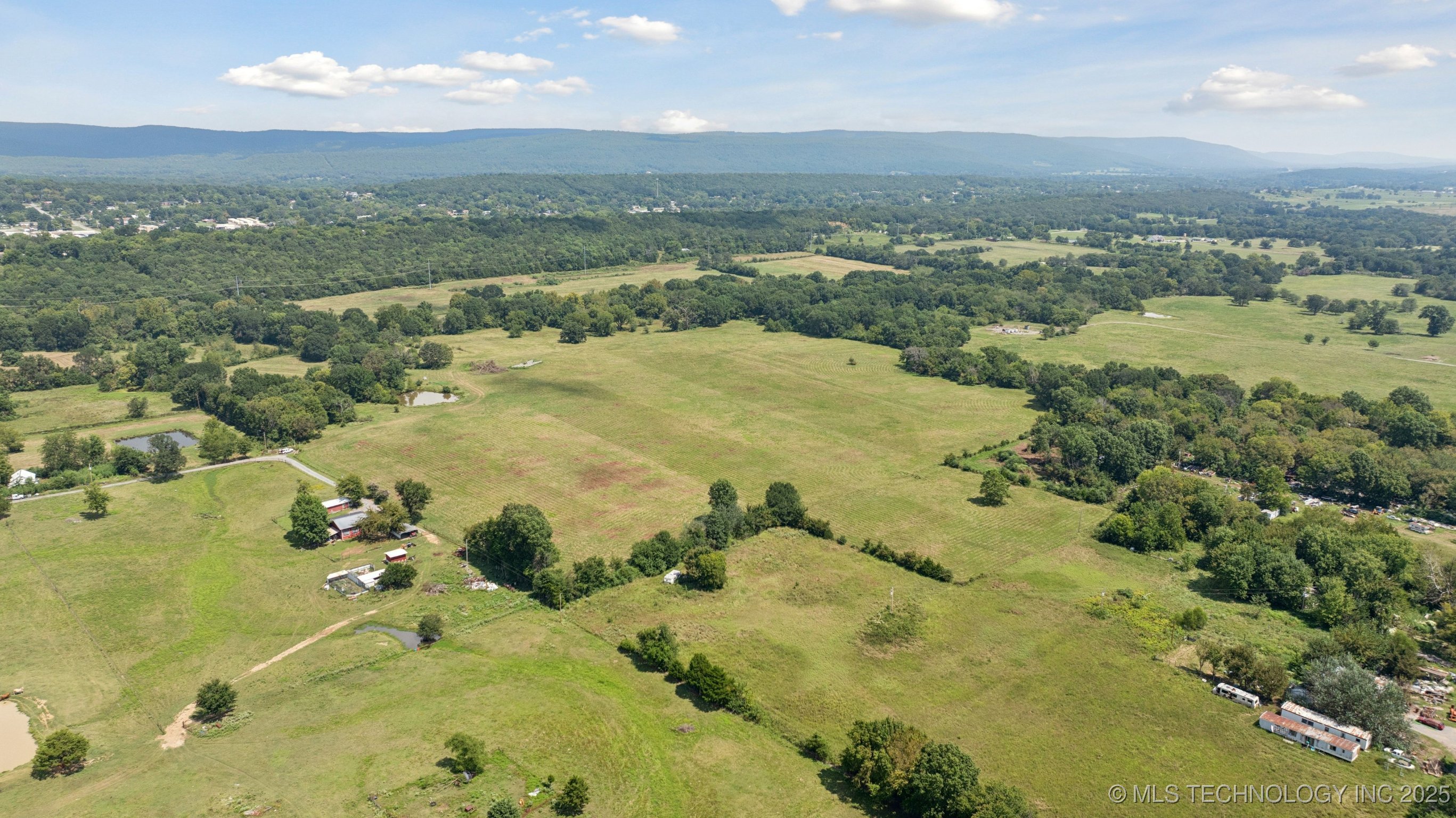 Wilburton, Oklahoma, 74578, United States, ,Residential,For Sale,1939872