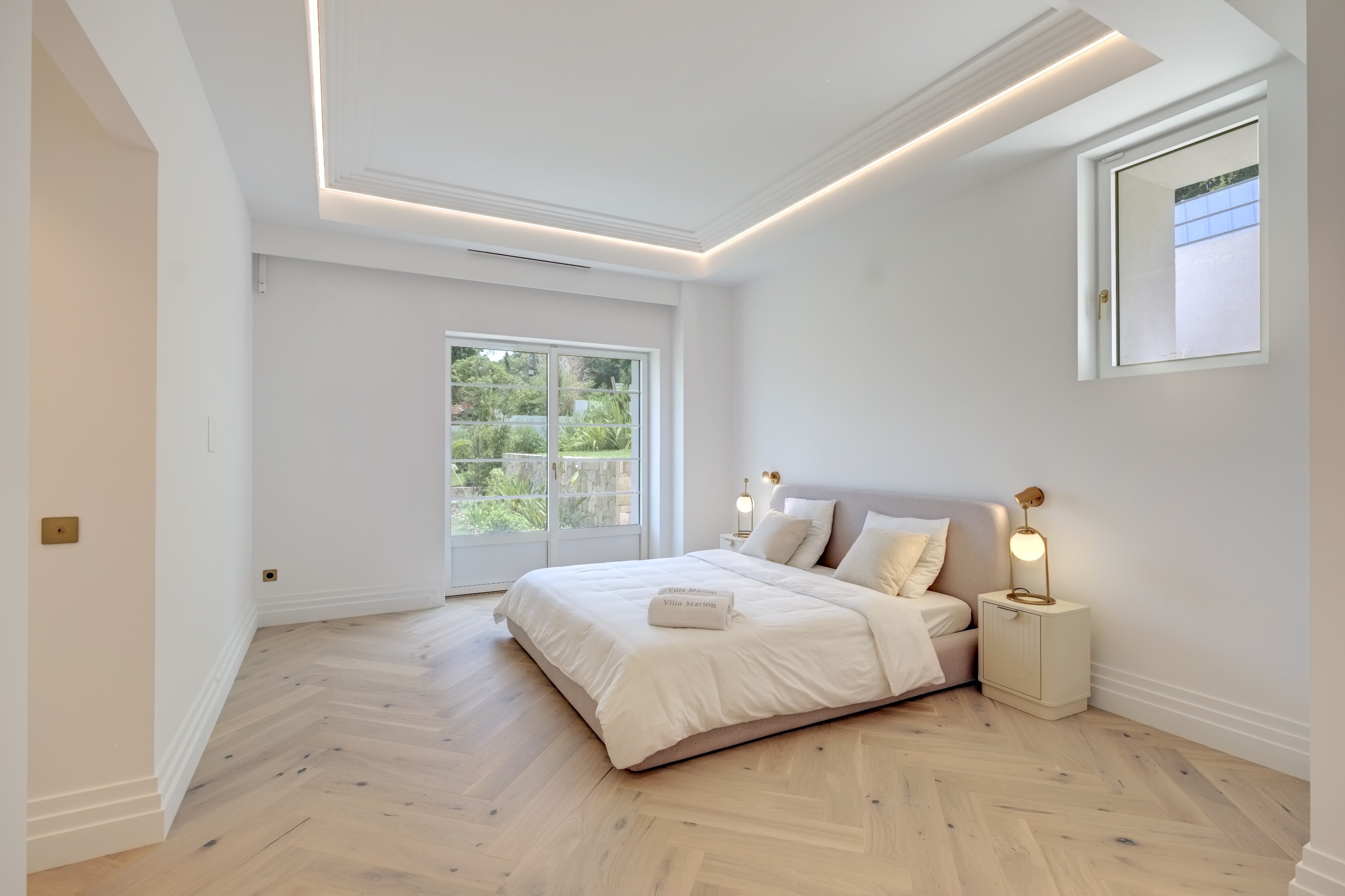  La Garoupe: 255 sq m Art Deco Villa with Rooftop Pool - 物件實景