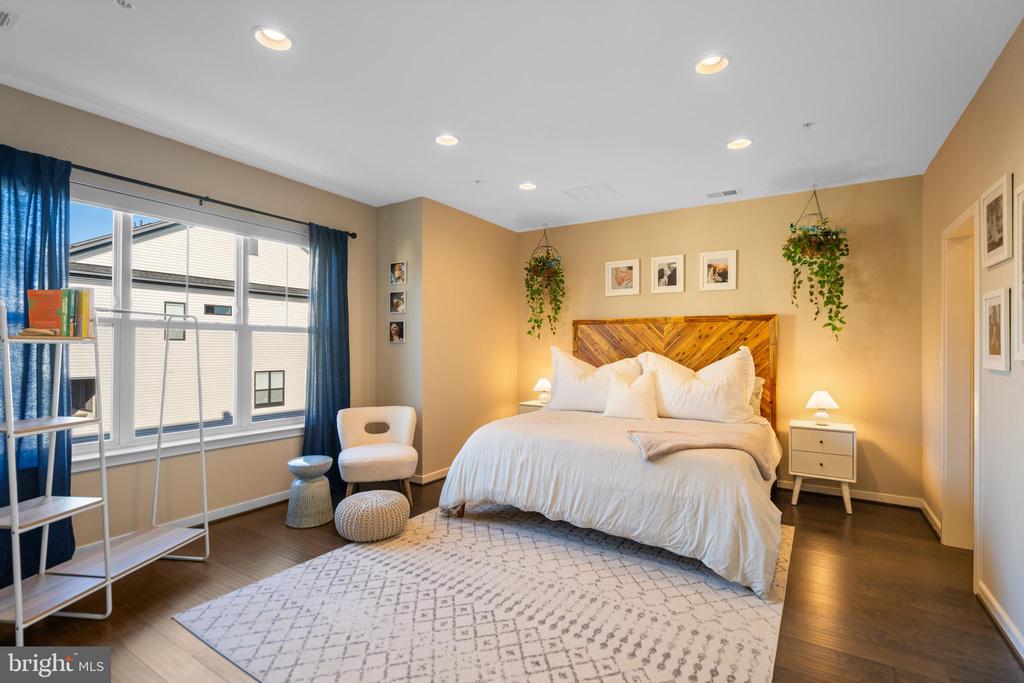 Brambleton, Virginia, 20148, United States, 3 Bedrooms Bedrooms, ,5 BathroomsBathrooms,Residential,For Sale,2005795