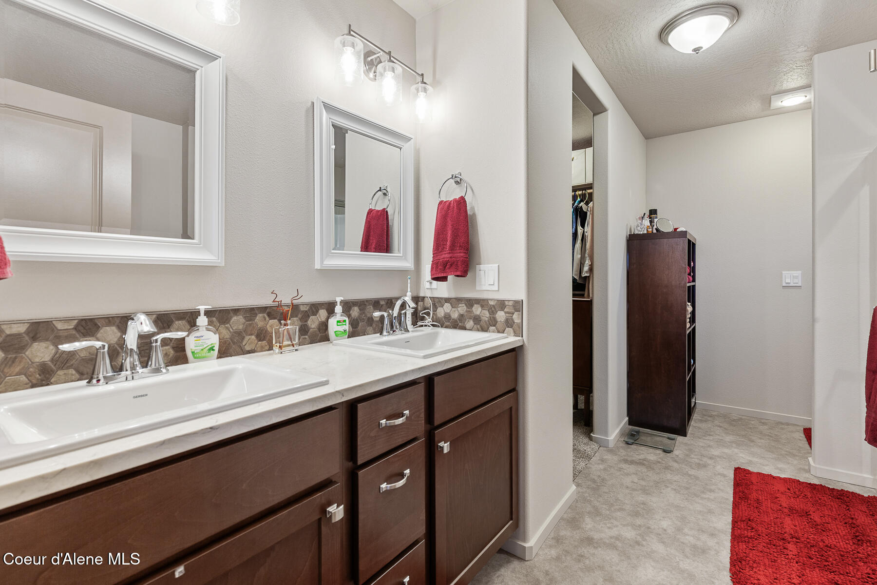 Post Falls, Idaho, 83854, United States, 3 Bedrooms Bedrooms, ,Residential,For Sale,2003159