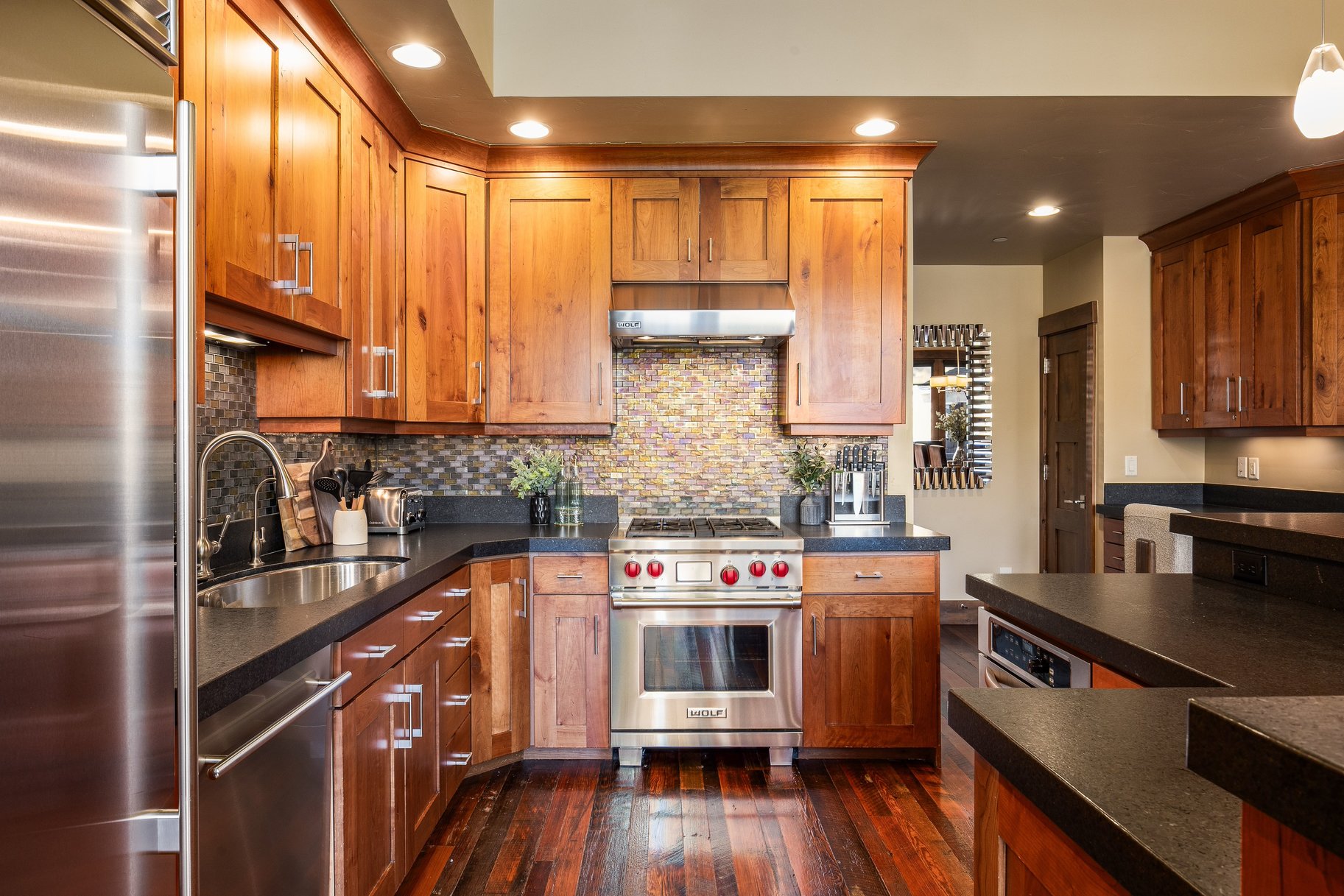  Rare Large Old Town Townhome - 物件實景