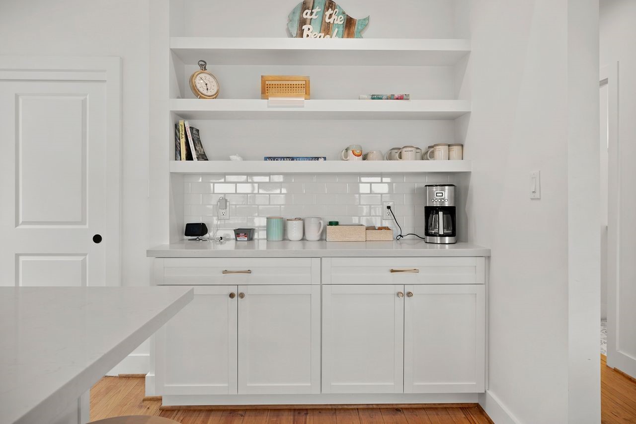 Jamaica Beach, Texas, 77554, United States, 3 Bedrooms Bedrooms, ,2 BathroomsBathrooms,Residential,For Sale,1997516