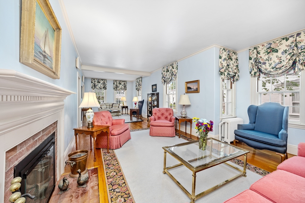 Hingham, Massachusetts, 02043, United States, 5 Bedrooms Bedrooms, ,5 BathroomsBathrooms,Residential,For Sale,1901935